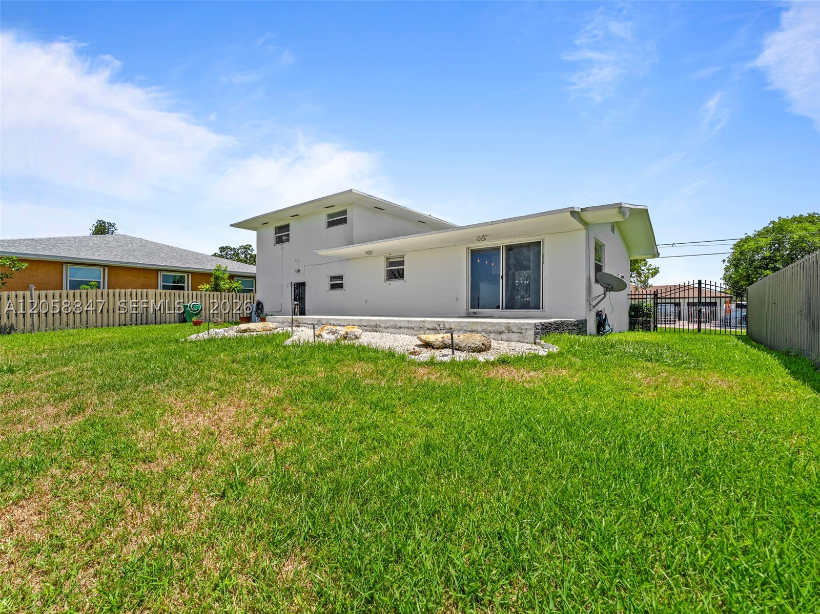 REV LAKE VIEW ESTATES UNI - Residential