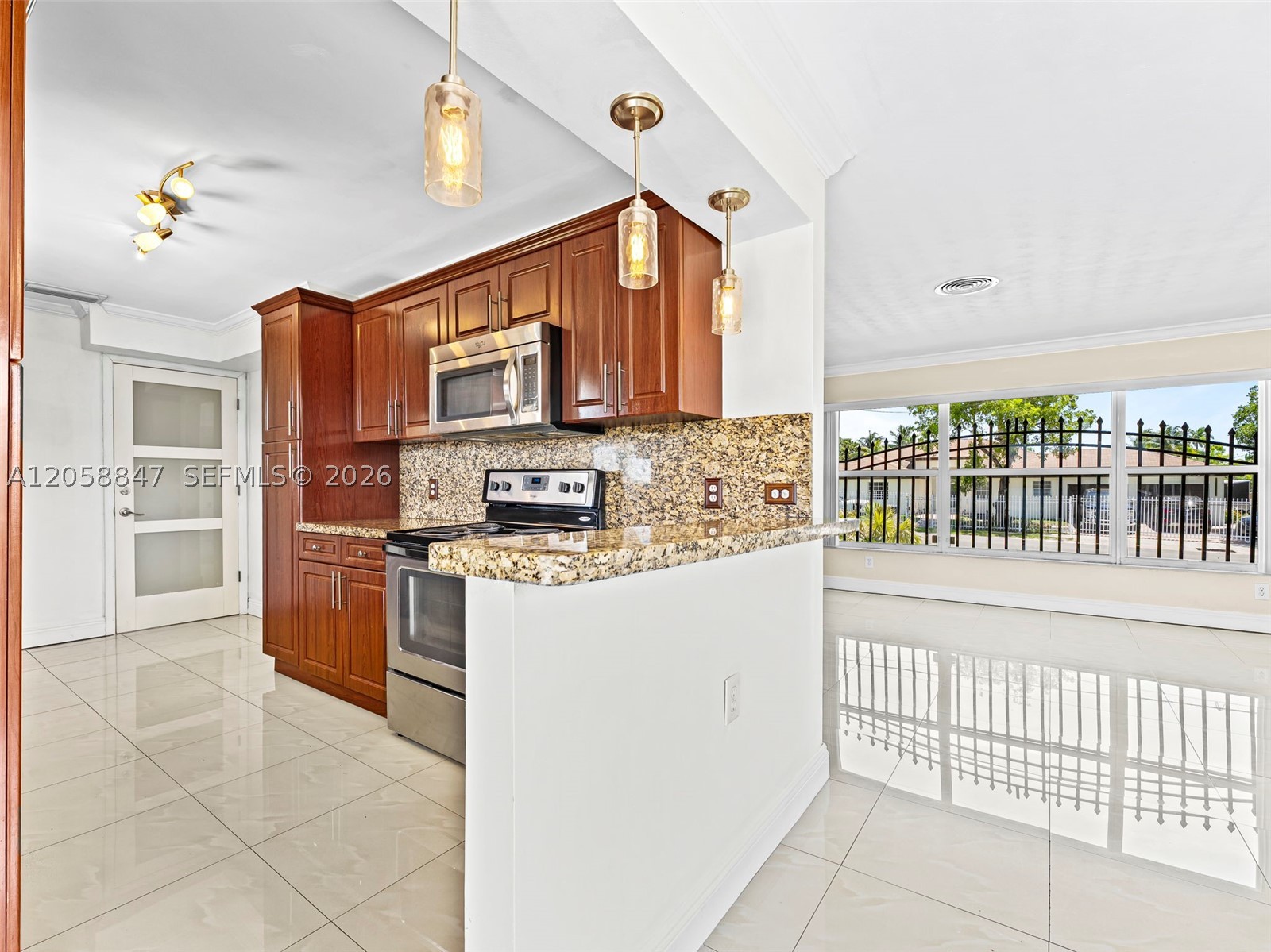 REV LAKE VIEW ESTATES UNI - Residential