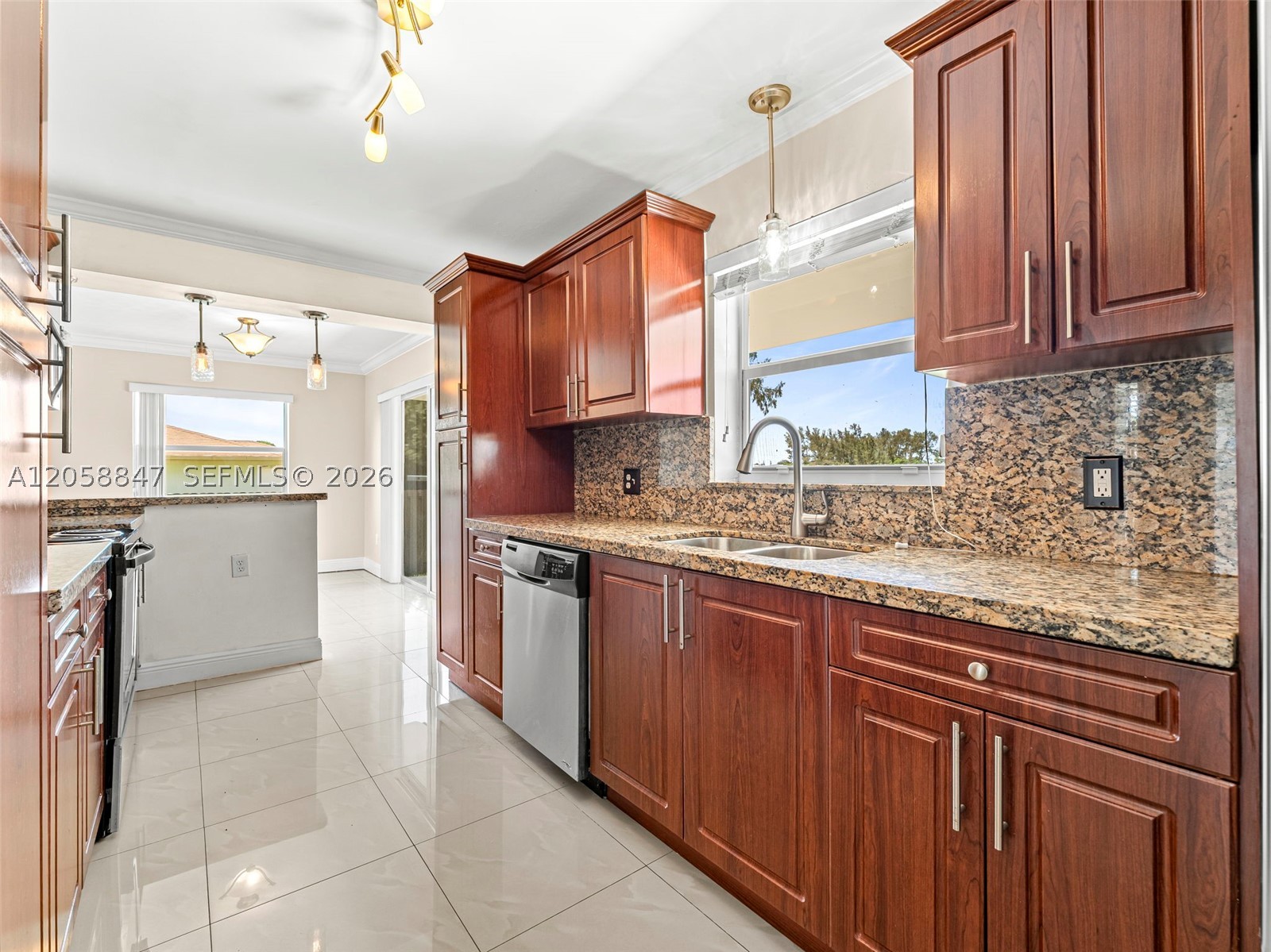 REV LAKE VIEW ESTATES UNI - Residential
