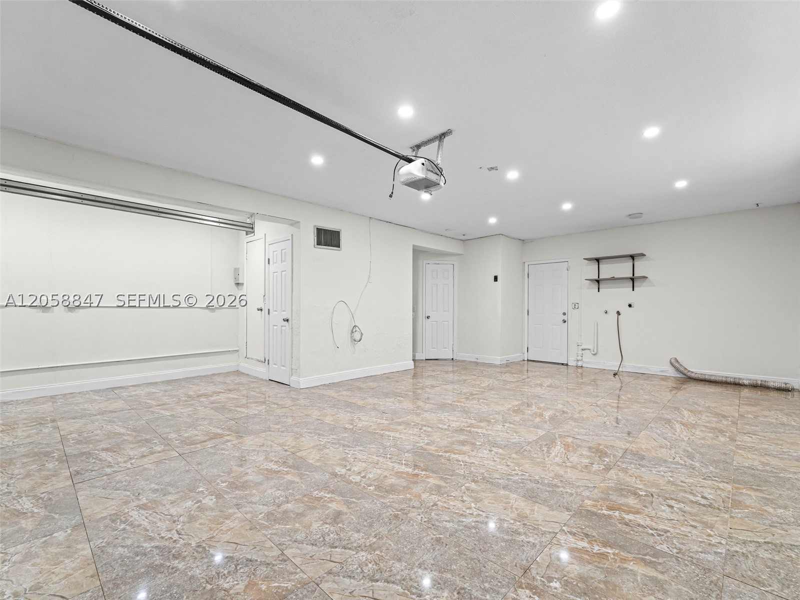 REV LAKE VIEW ESTATES UNI - Residential