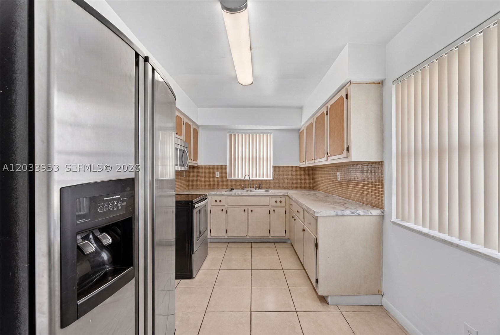 SECOND HORIZONS CONDO - Residential