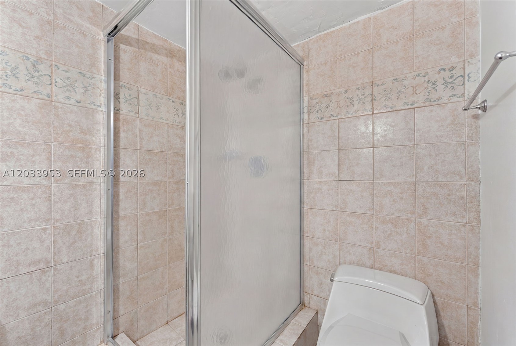 SECOND HORIZONS CONDO - Residential