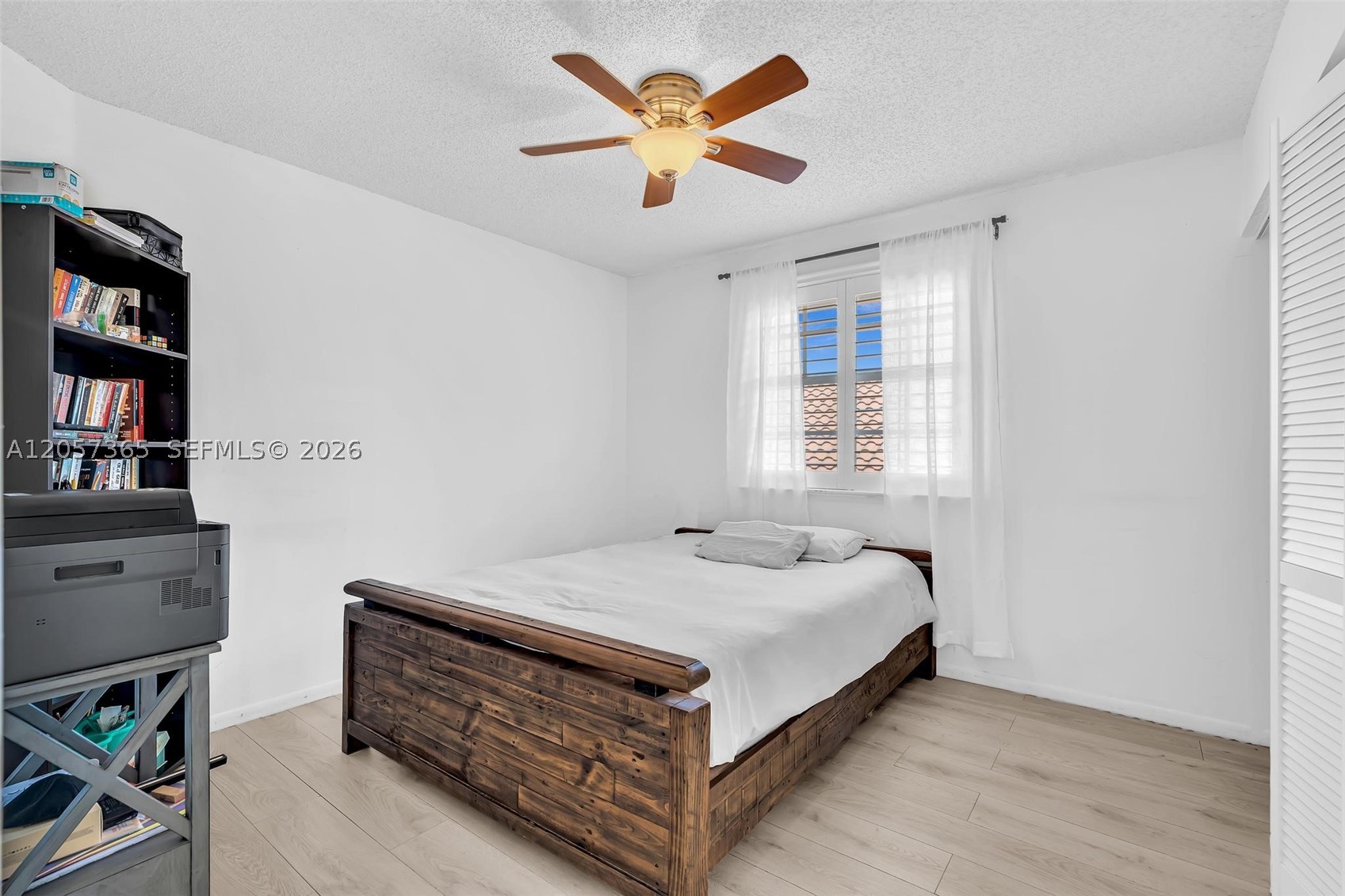 EMBASSY LAKES PHASE II - Residential