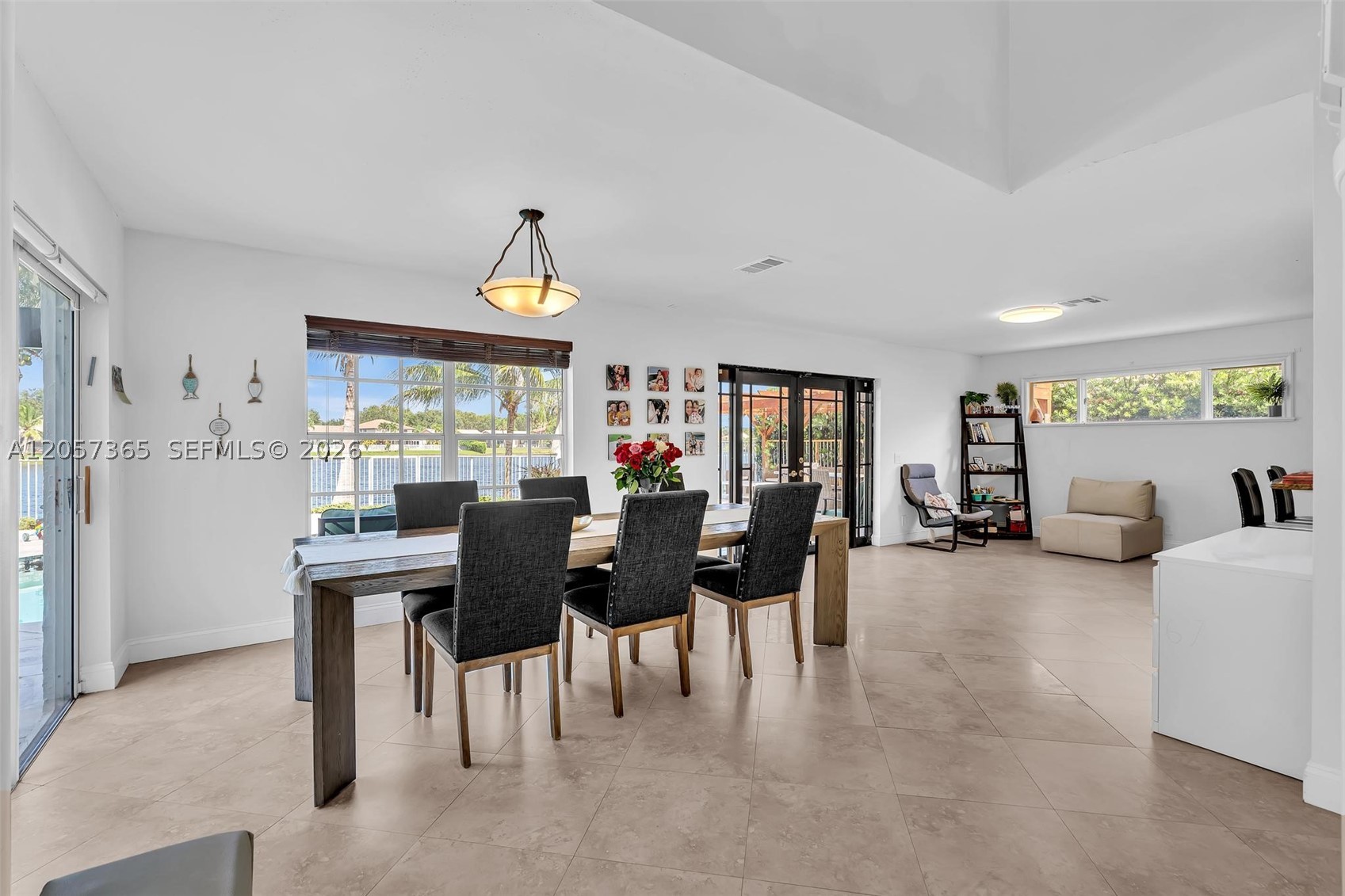 EMBASSY LAKES PHASE II - Residential