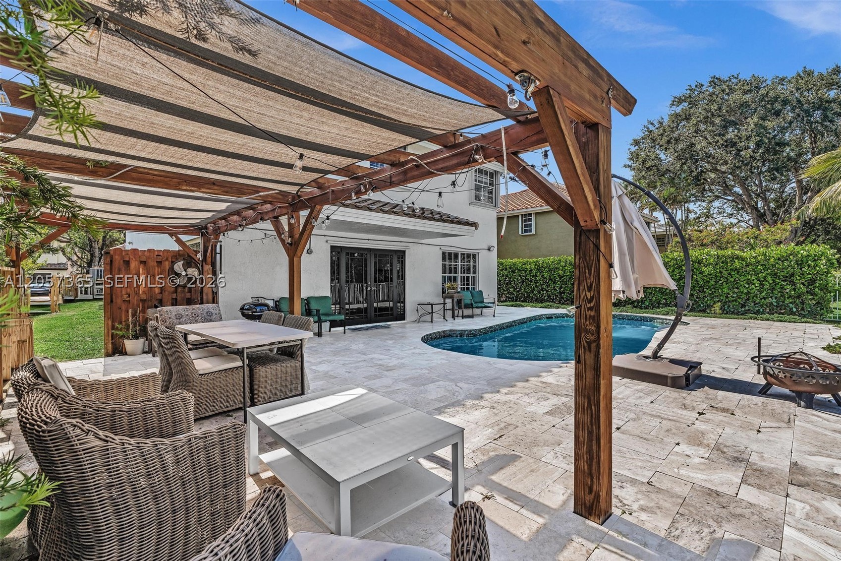 EMBASSY LAKES PHASE II - Residential