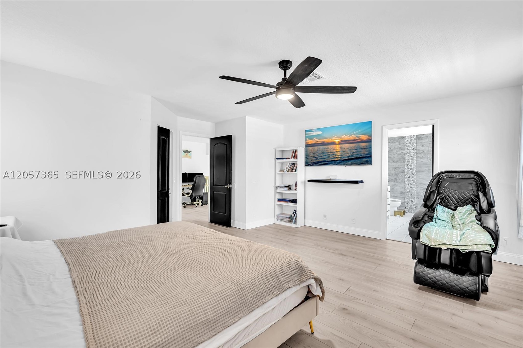 EMBASSY LAKES PHASE II - Residential