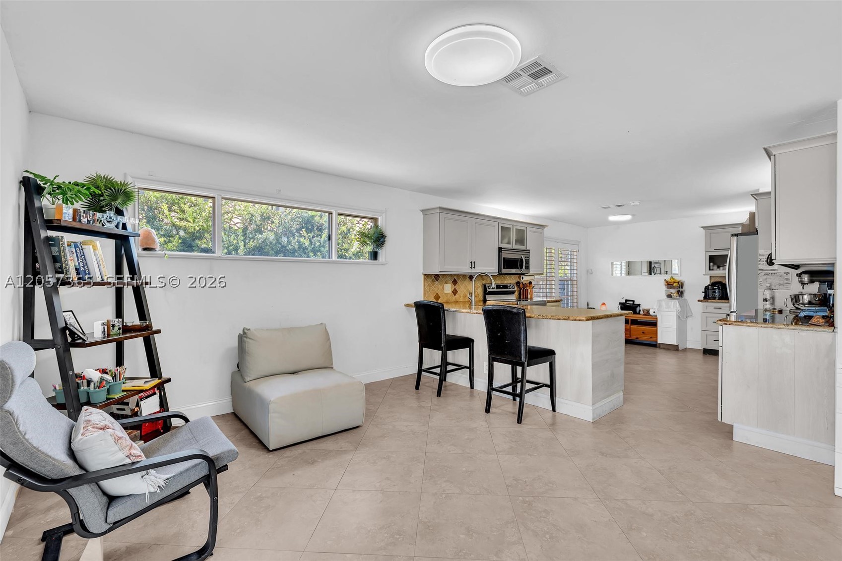 EMBASSY LAKES PHASE II - Residential