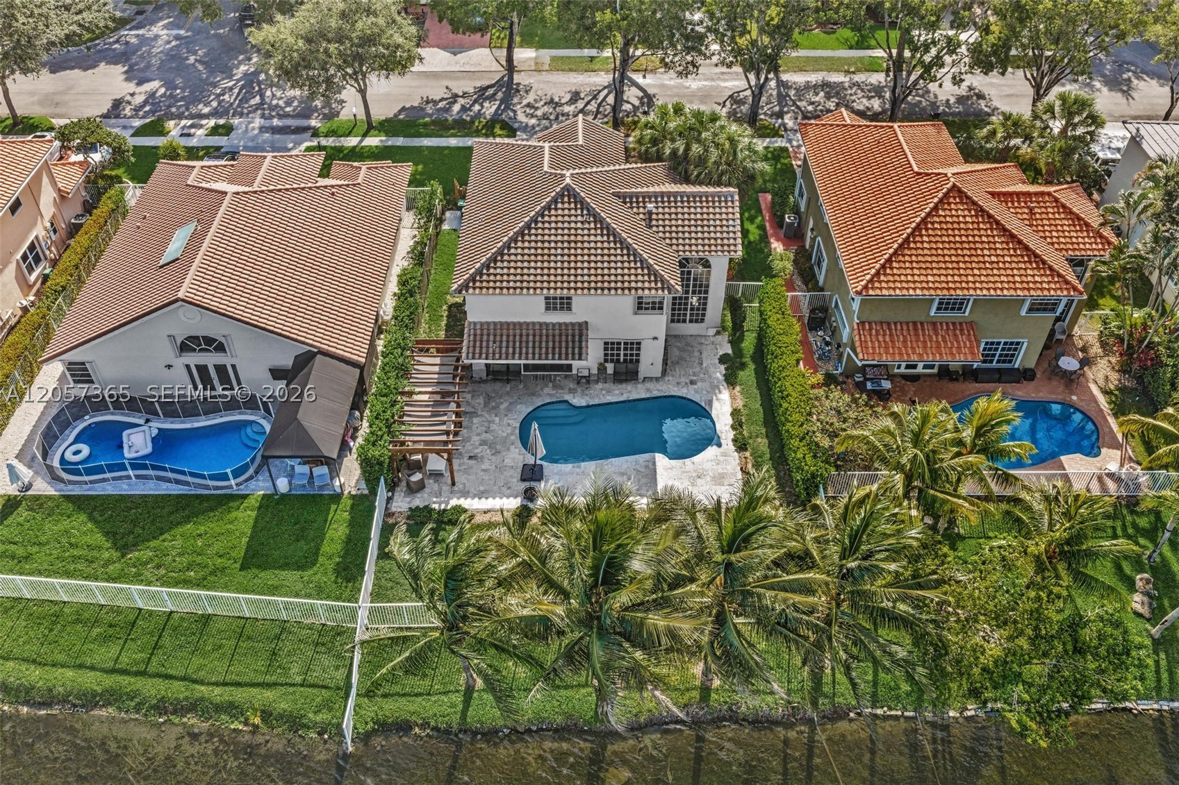 EMBASSY LAKES PHASE II - Residential
