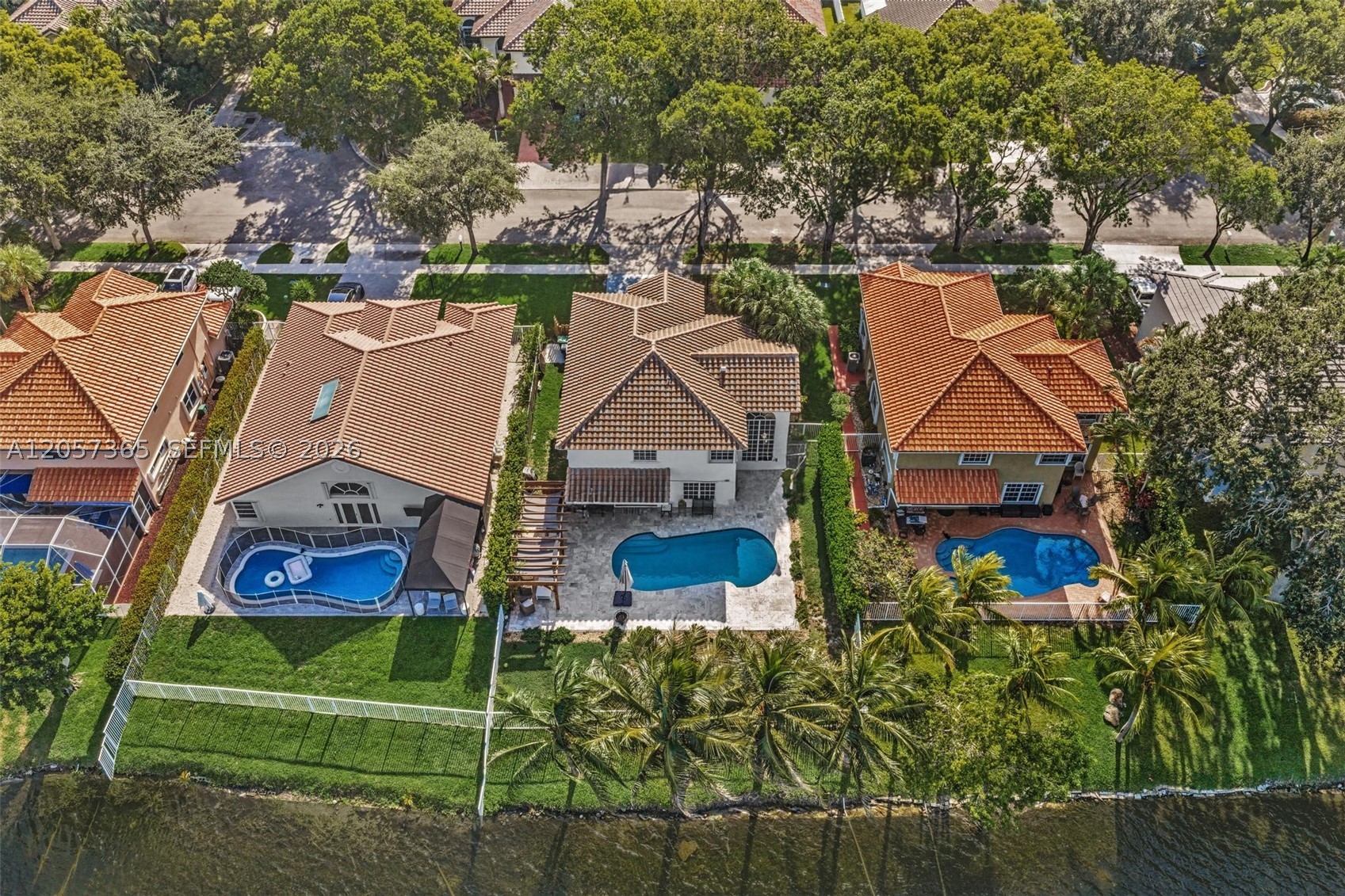 EMBASSY LAKES PHASE II - Residential