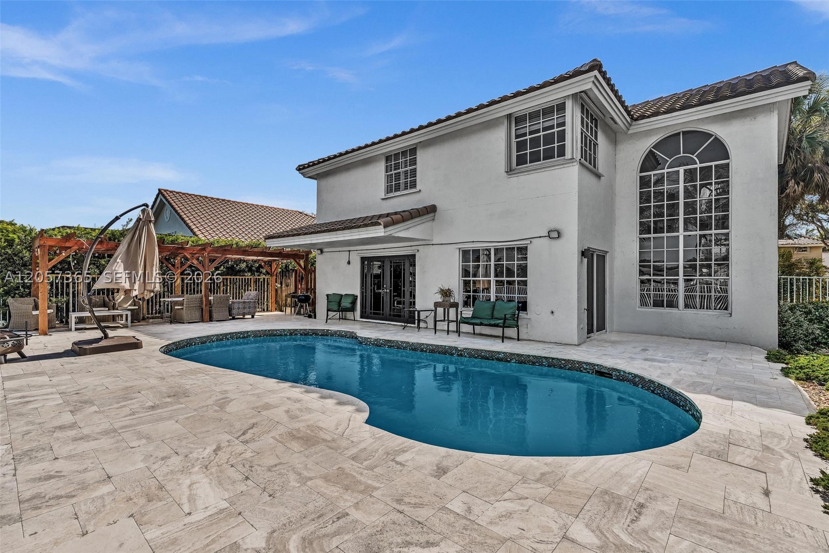 EMBASSY LAKES PHASE II - Residential