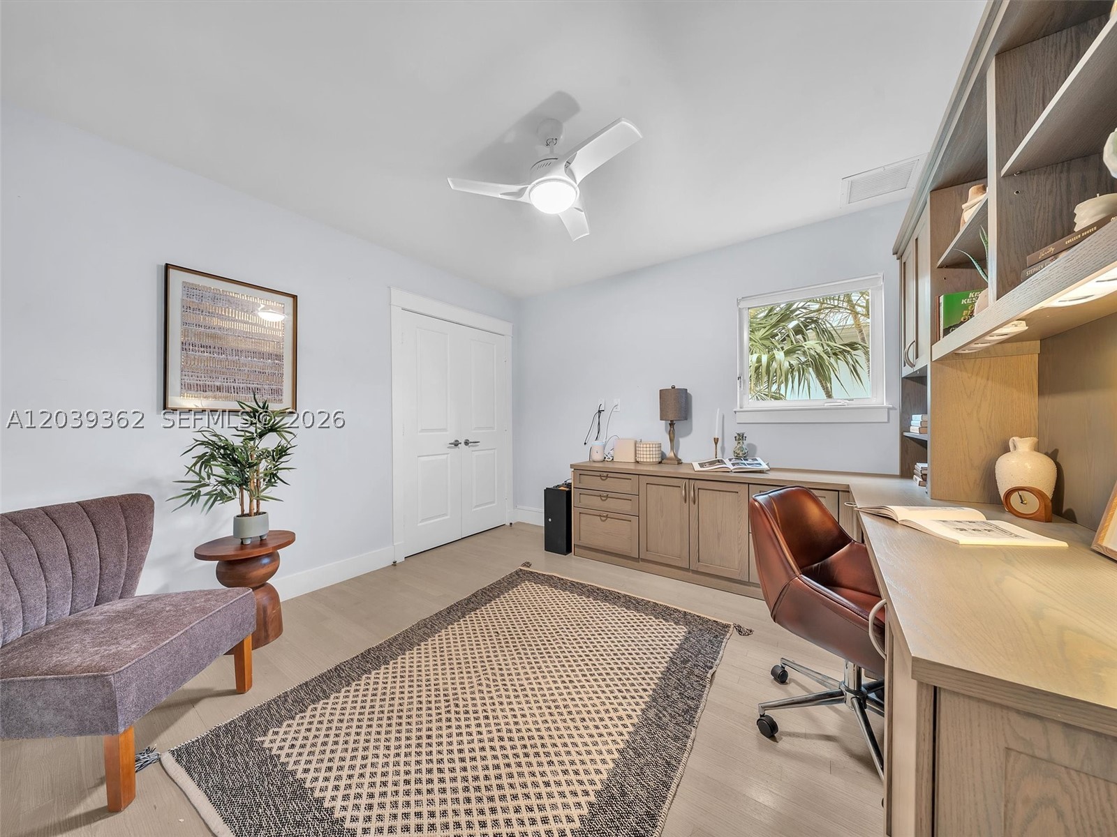 VICTORIA HIGHLANDS - Residential