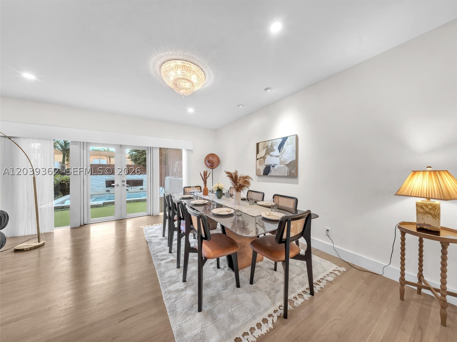 VICTORIA HIGHLANDS - Residential