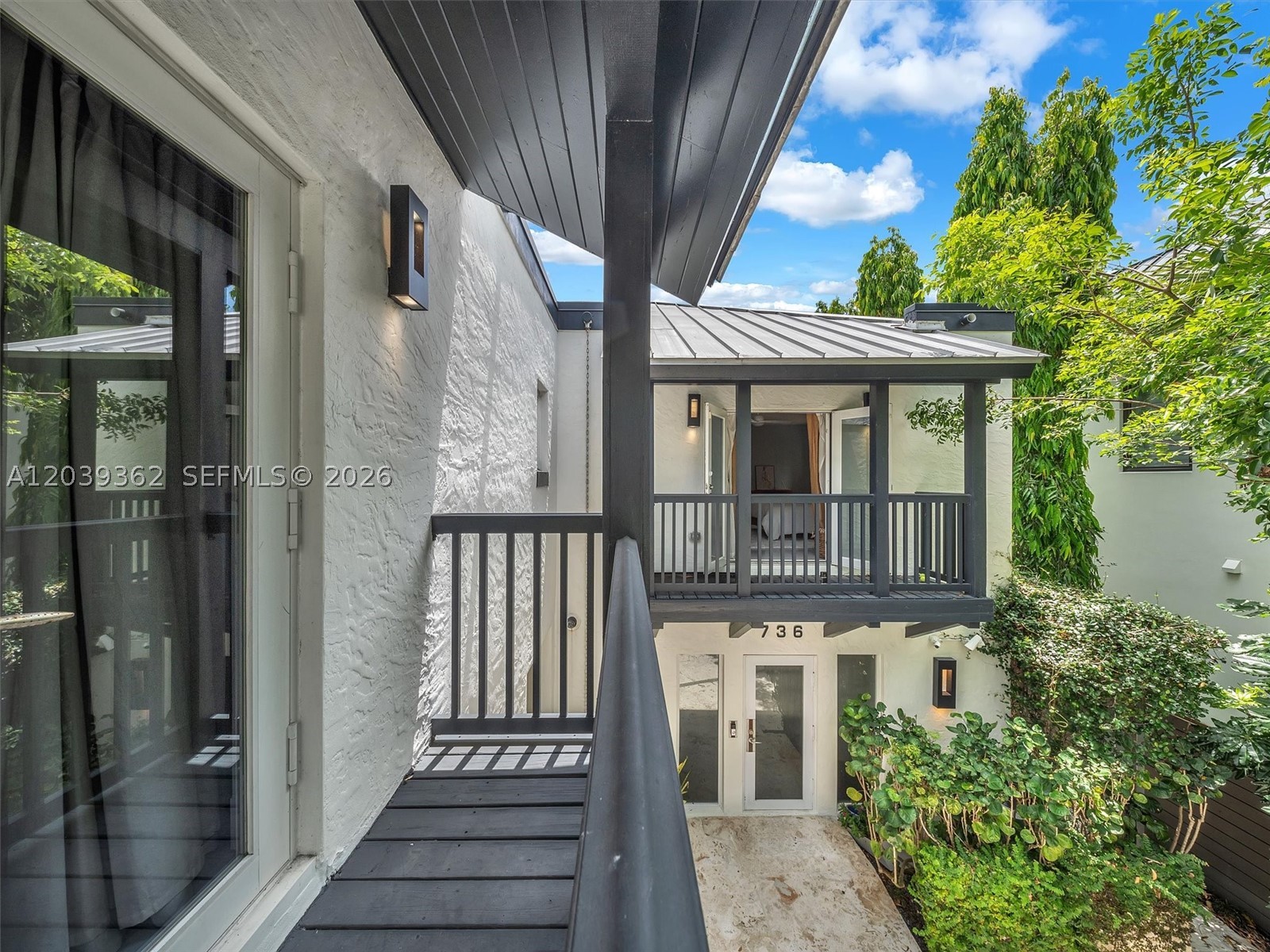 VICTORIA HIGHLANDS - Residential
