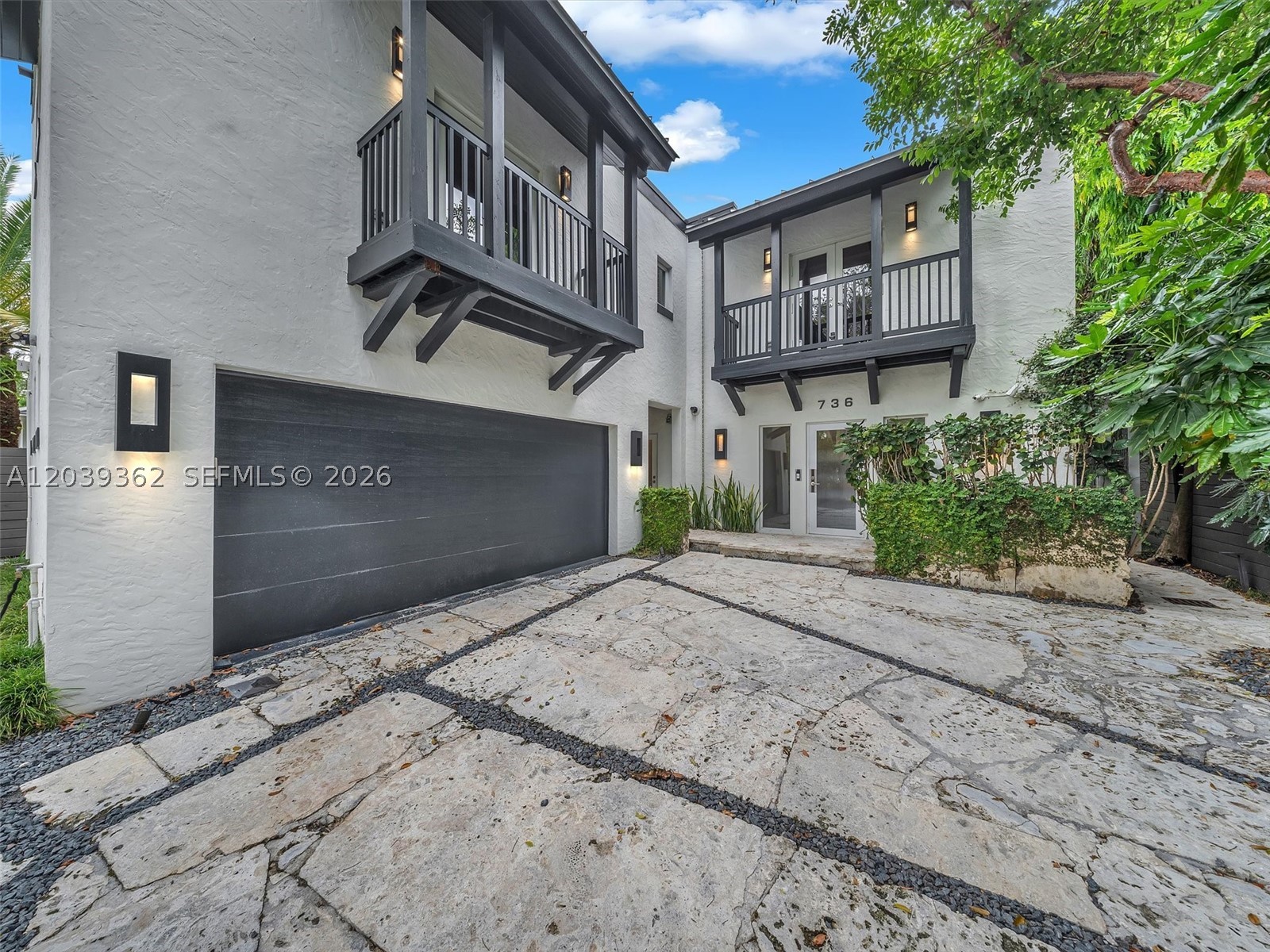 VICTORIA HIGHLANDS - Residential
