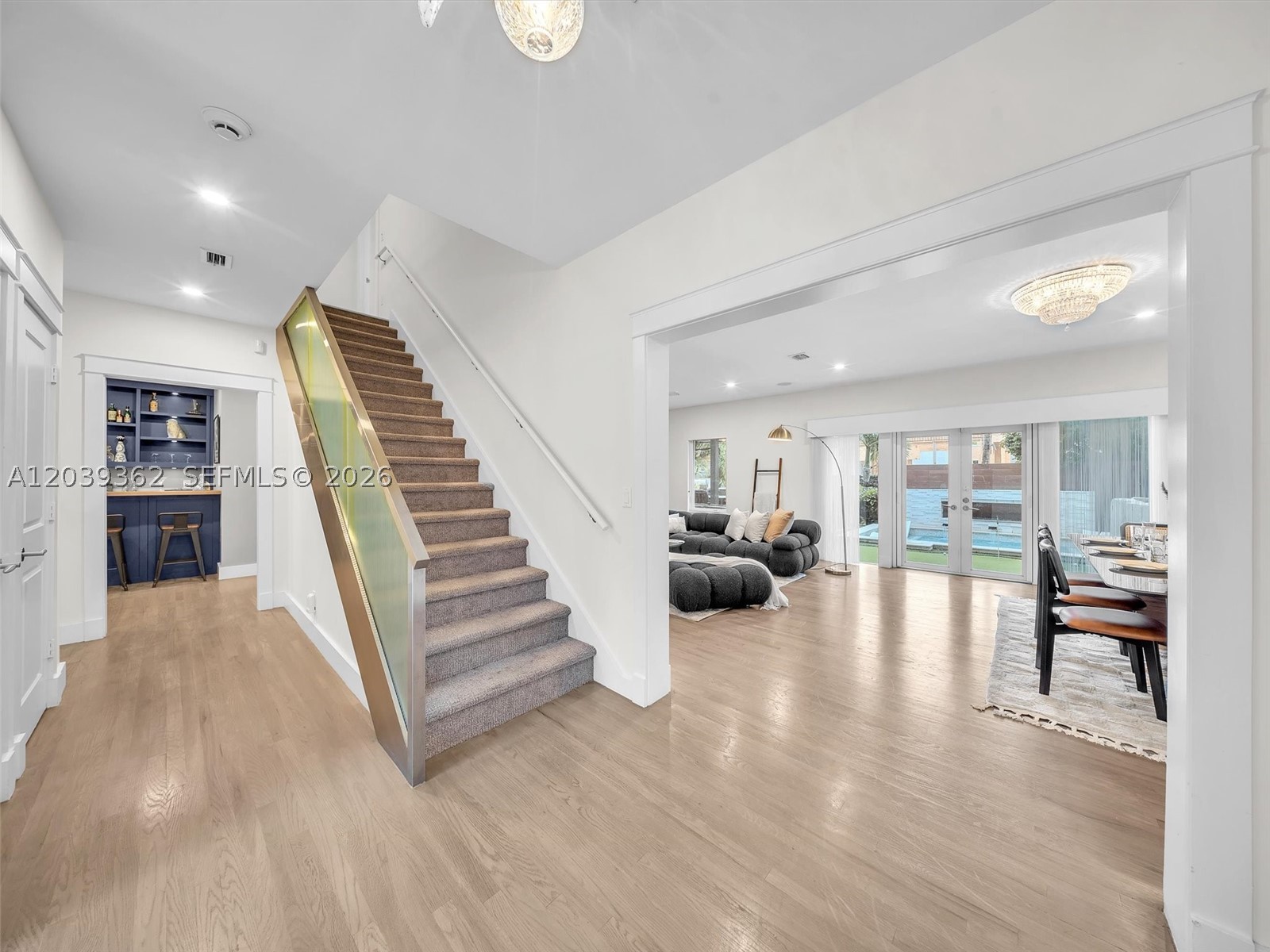 VICTORIA HIGHLANDS - Residential