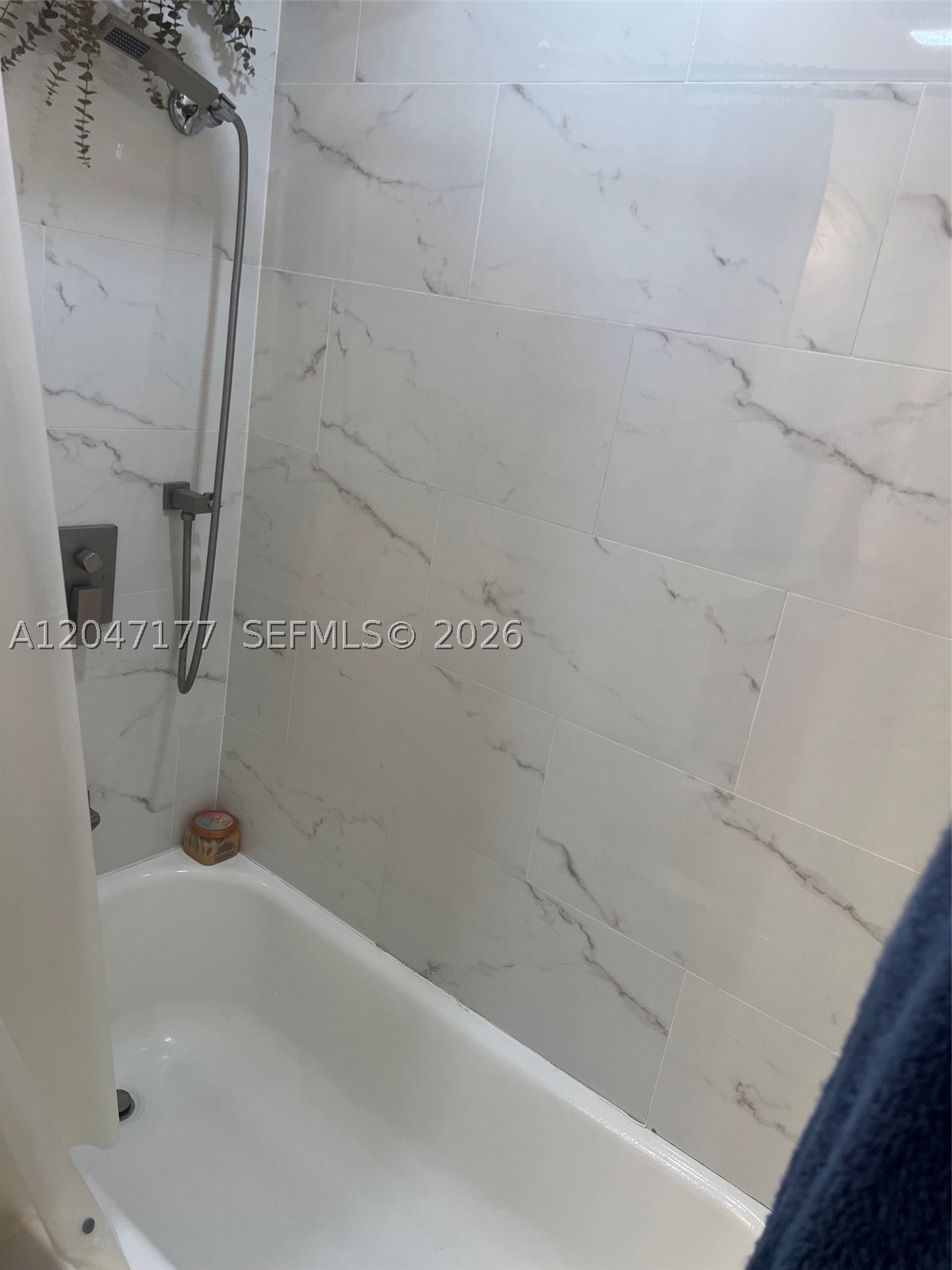REPLAT OF MILLER DREAMS S - Residential