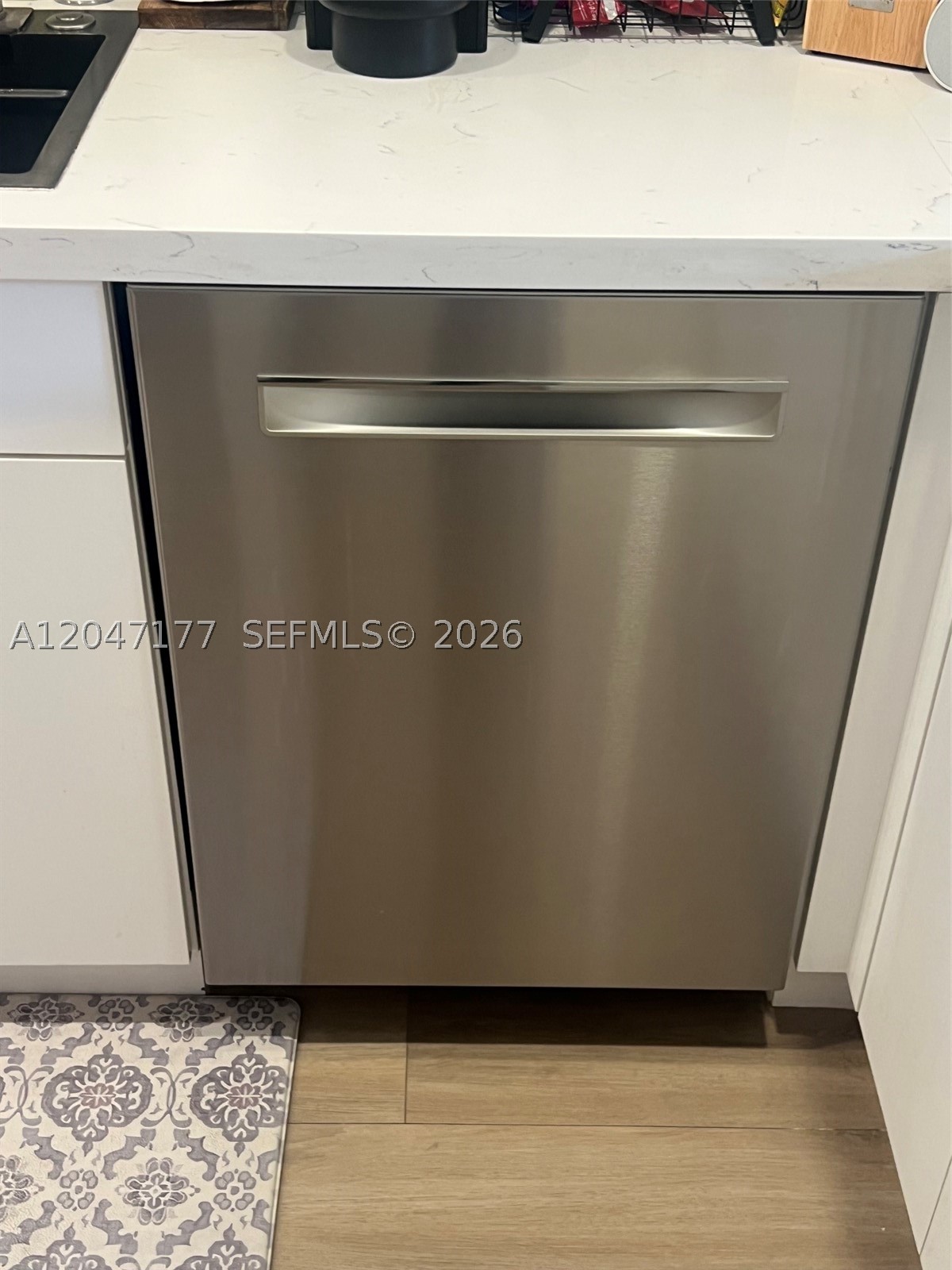REPLAT OF MILLER DREAMS S - Residential