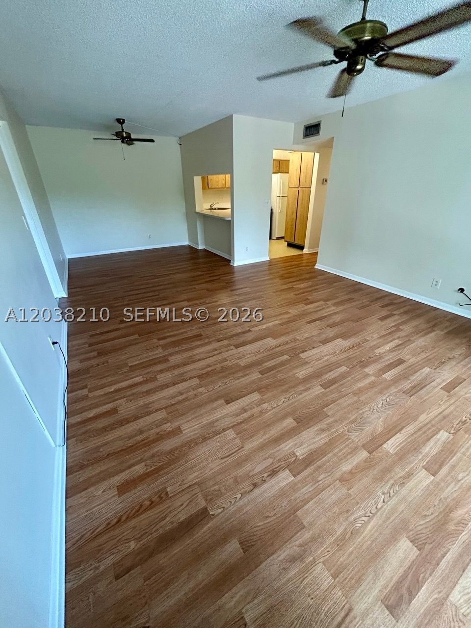 PALM CLUB VILLAGE II COND - Residential Lease