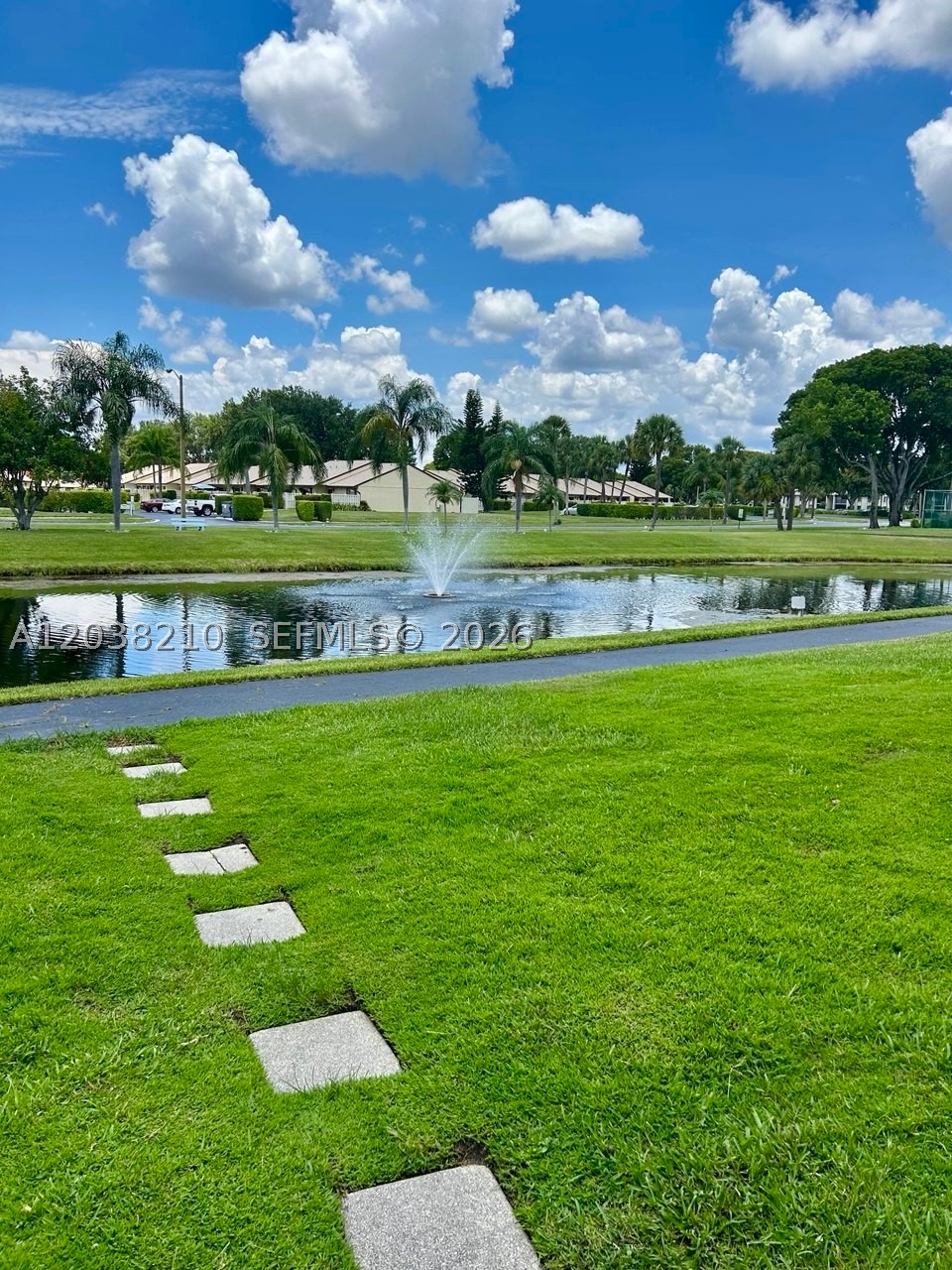 PALM CLUB VILLAGE II COND - Residential Lease