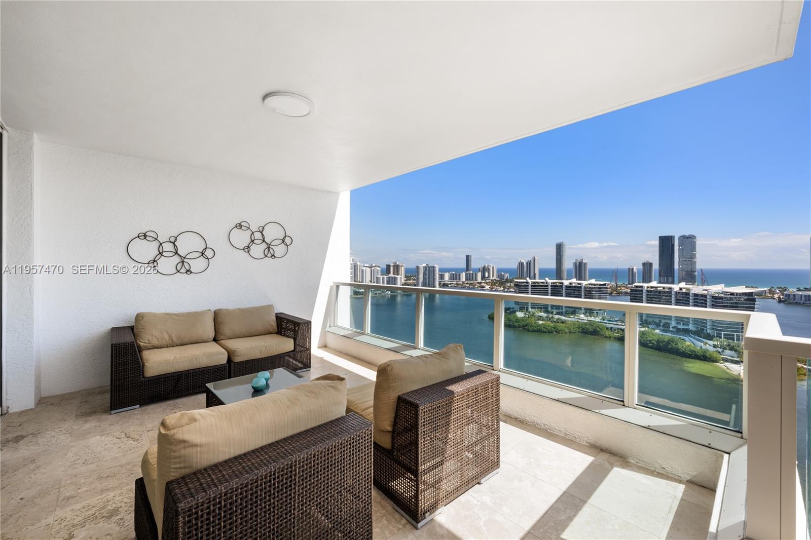 THE PENINSULA CONDO - Residential