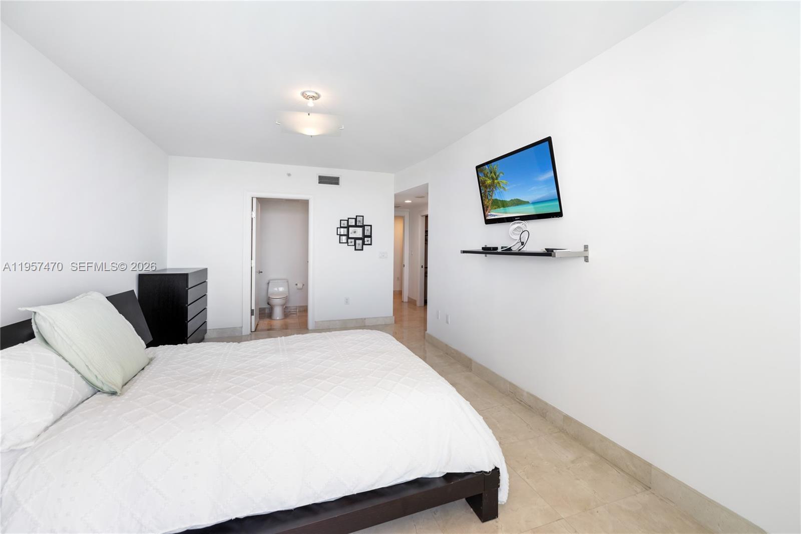 THE PENINSULA CONDO - Residential