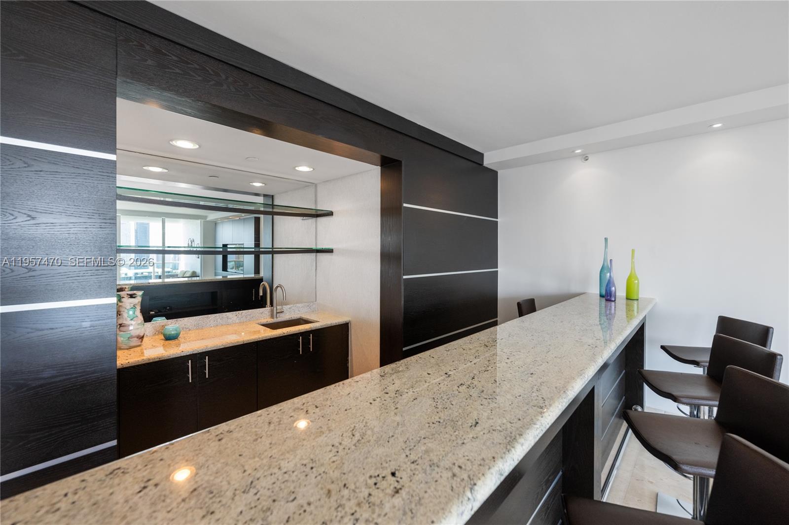 THE PENINSULA CONDO - Residential