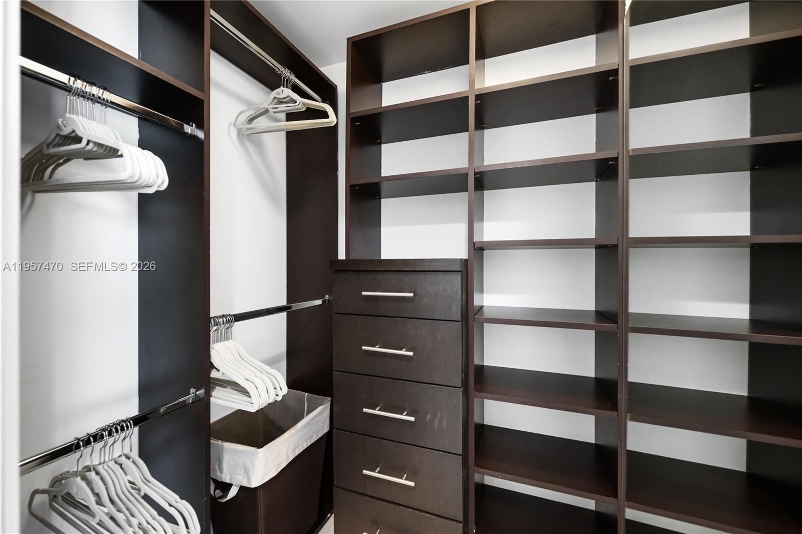 THE PENINSULA CONDO - Residential