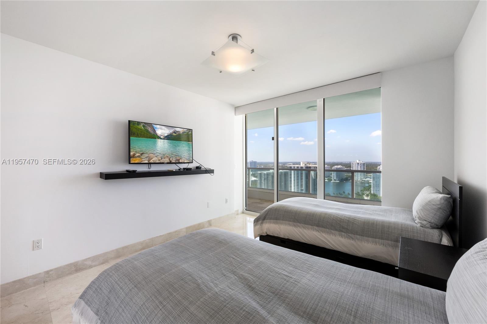 THE PENINSULA CONDO - Residential