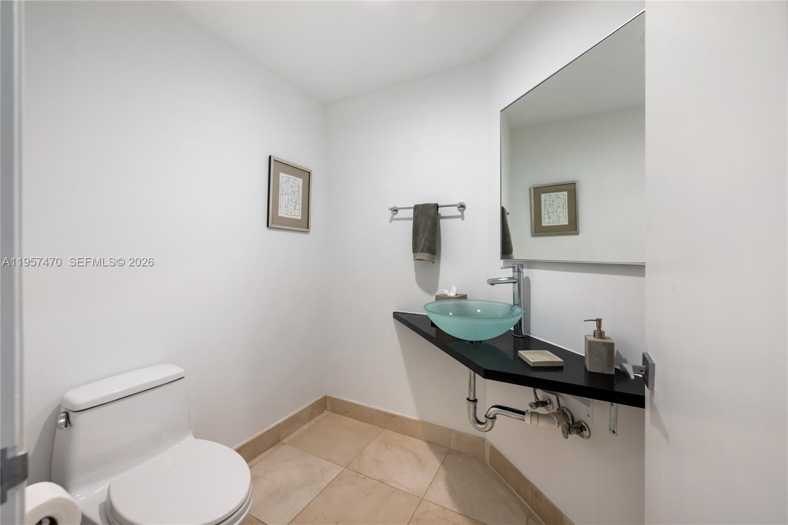 THE PENINSULA CONDO - Residential