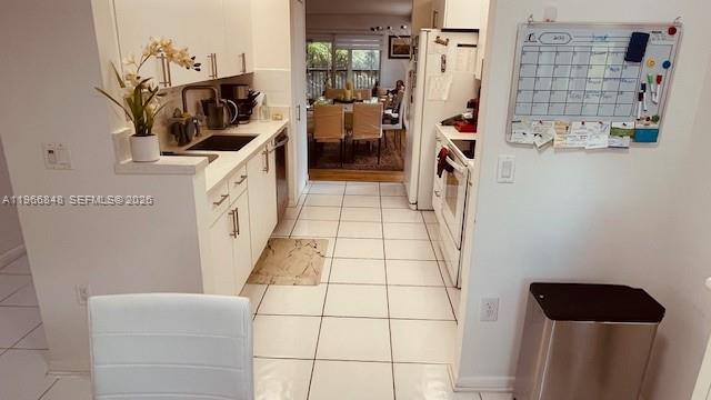 PLYMOUTH AT CENTURY VILLA - Residential