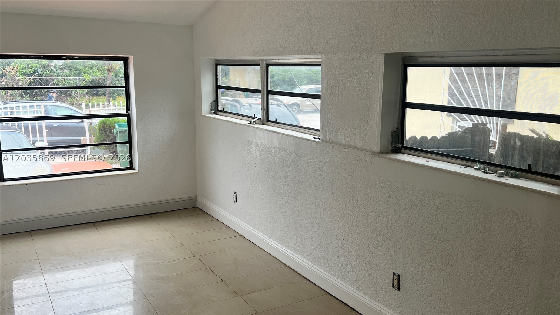 BUENA VISTA GARDENS - Residential