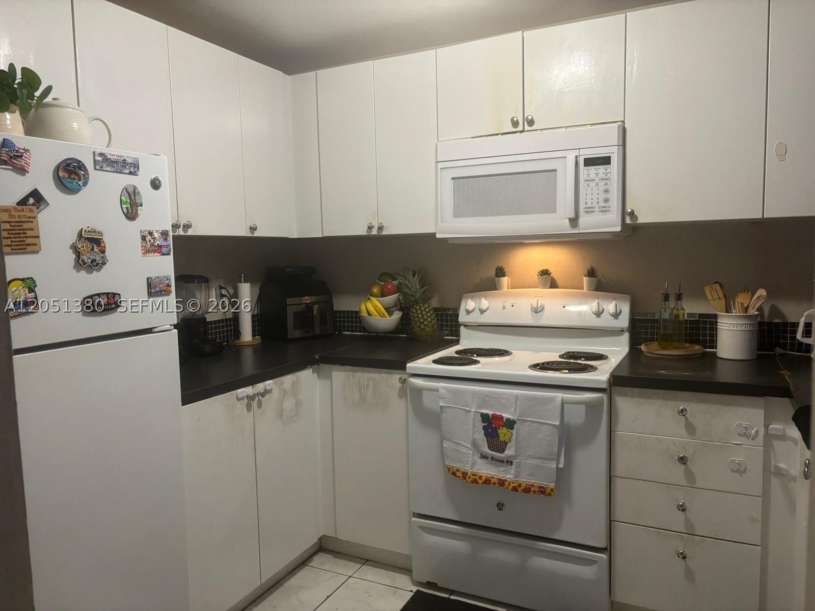HERITAGE CIRCLE CONDO - Residential Lease