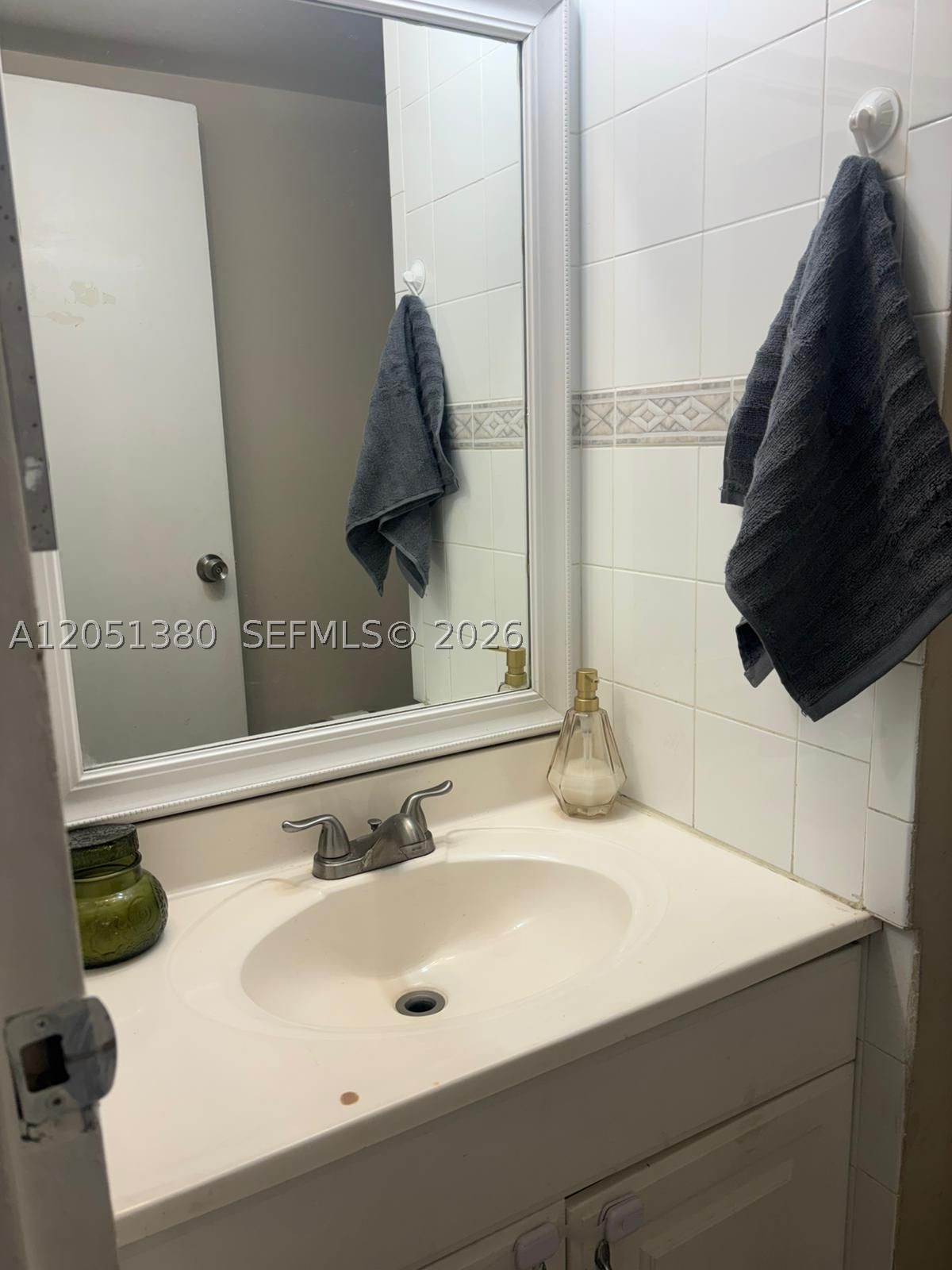 HERITAGE CIRCLE CONDO - Residential Lease
