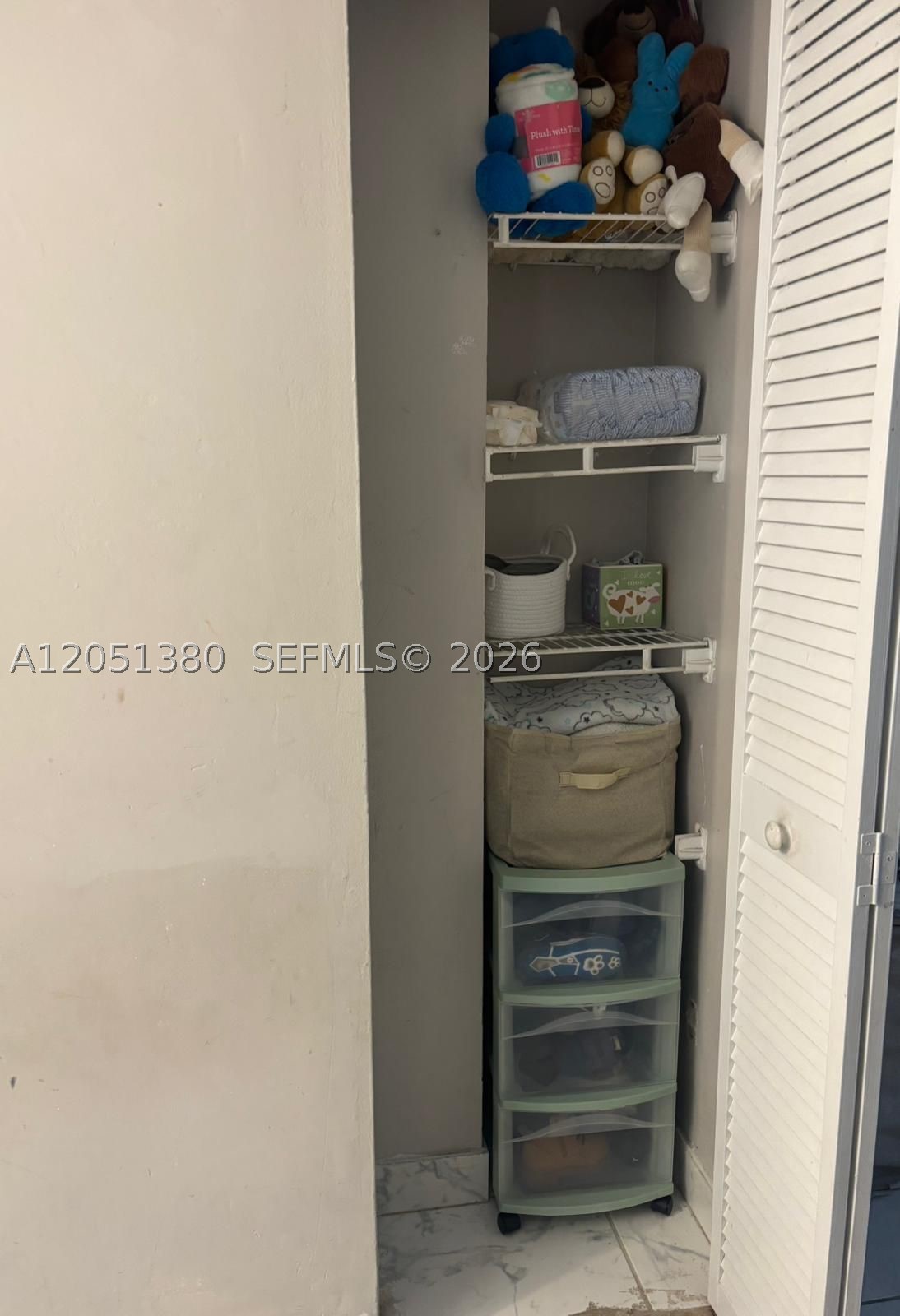 HERITAGE CIRCLE CONDO - Residential Lease