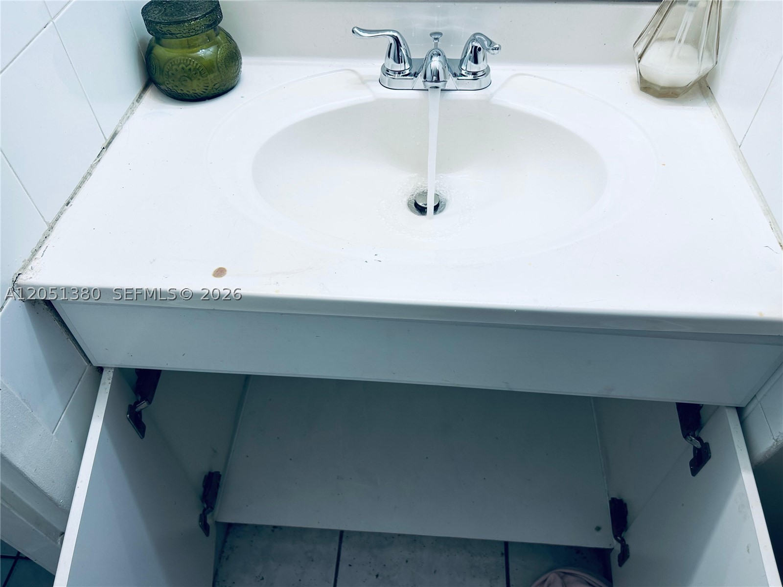 HERITAGE CIRCLE CONDO - Residential Lease