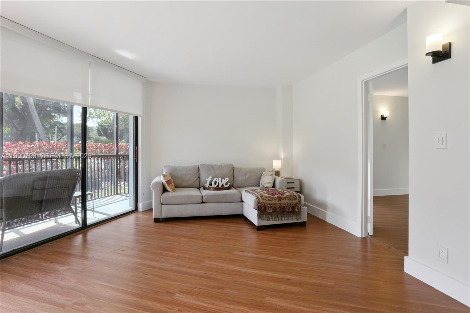 BRAVURA II CONDO - Residential