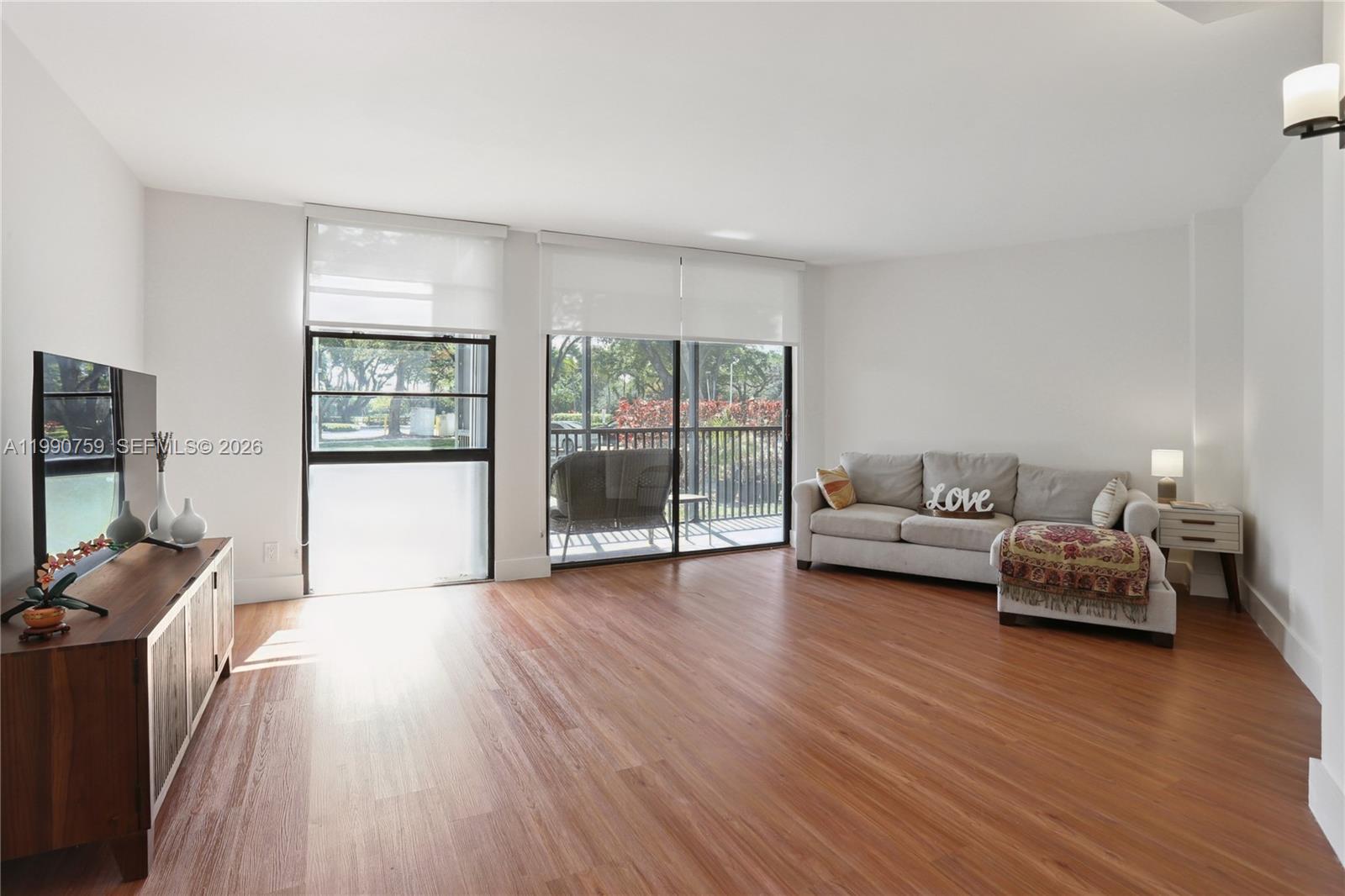 BRAVURA II CONDO - Residential