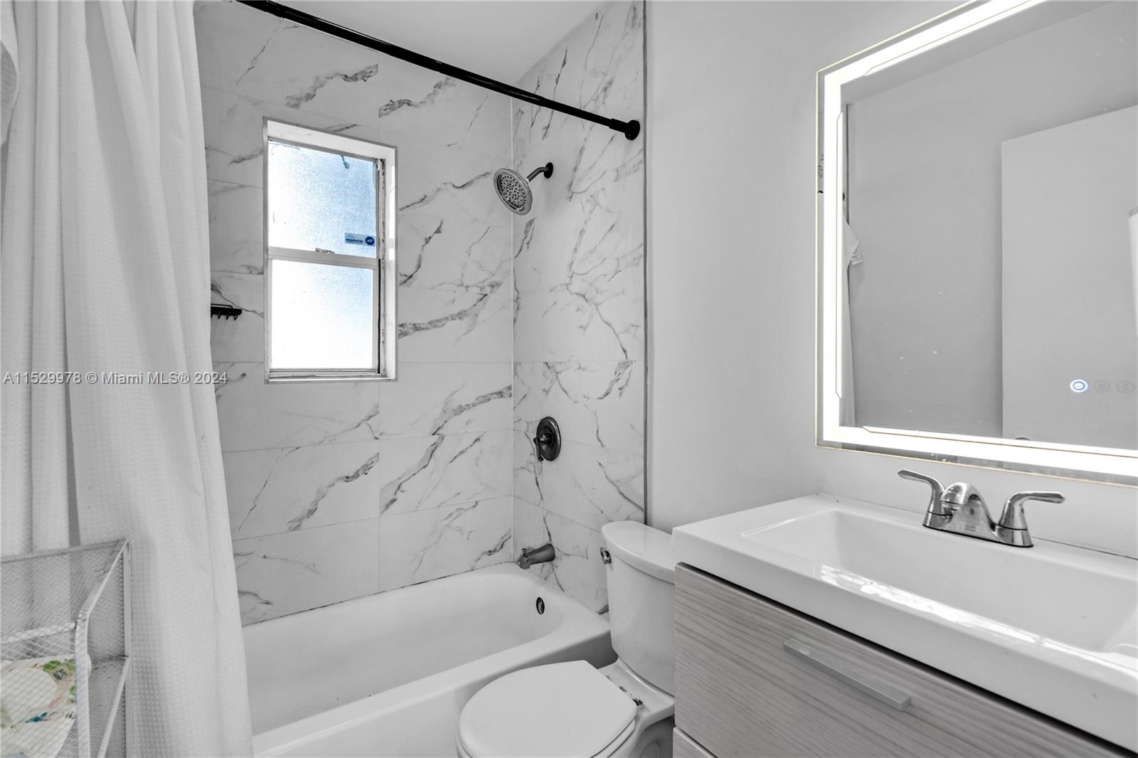 CRESTHAVEN NO 2 - Residential Lease