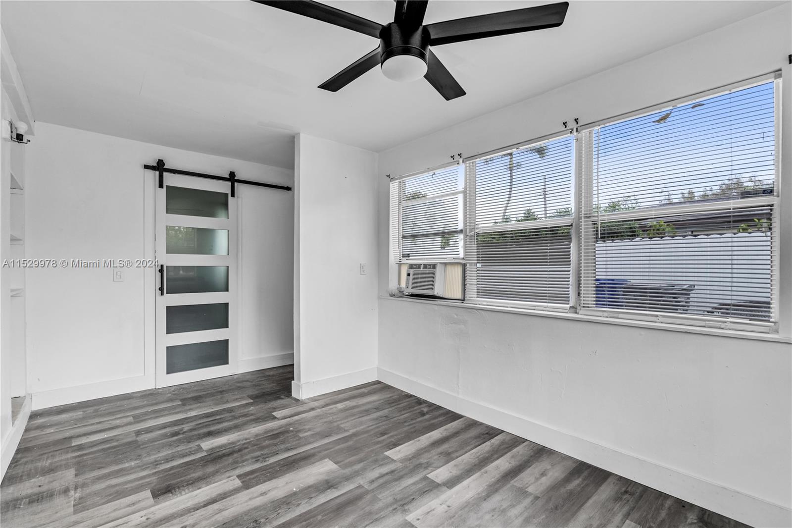 CRESTHAVEN NO 2 - Residential Lease