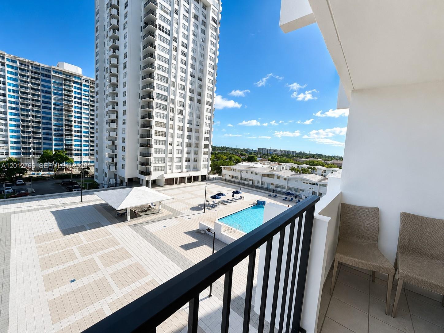 COMMODORE PLAZA CONDO - Residential