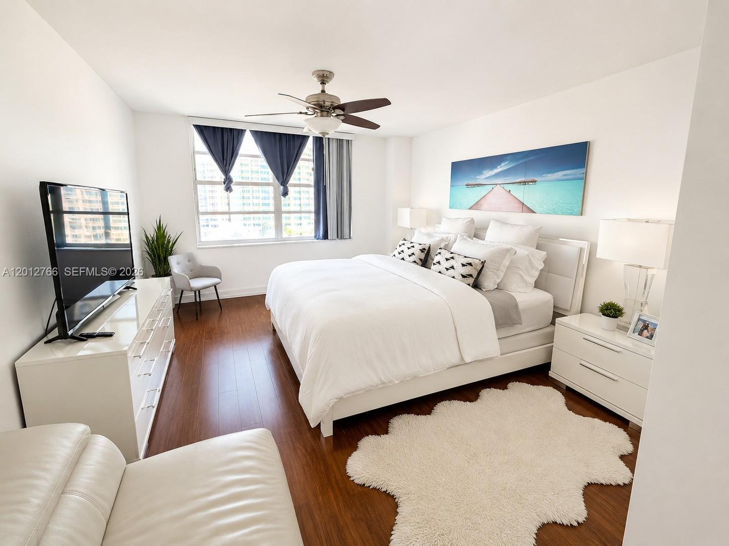 COMMODORE PLAZA CONDO - Residential