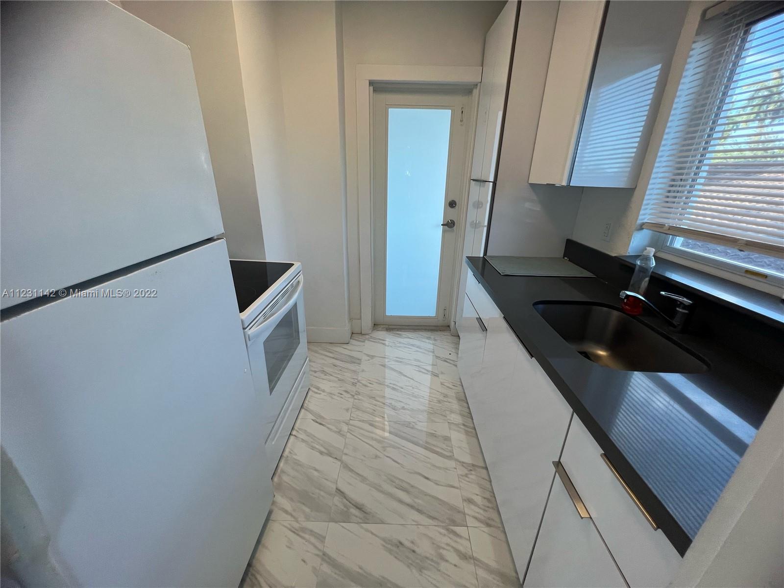 ISLE OF NORMANDY MIAMI VI - Residential Lease