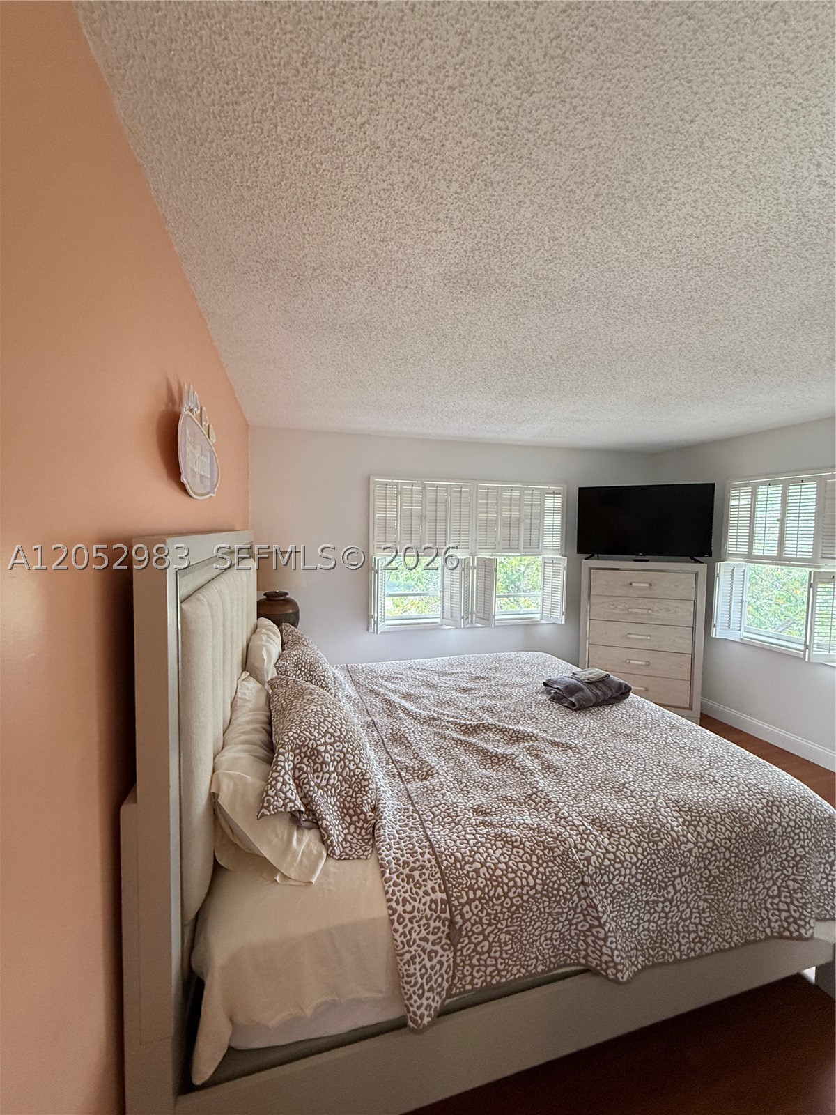 INVERRARY COUNTRY CLUB - Residential Lease