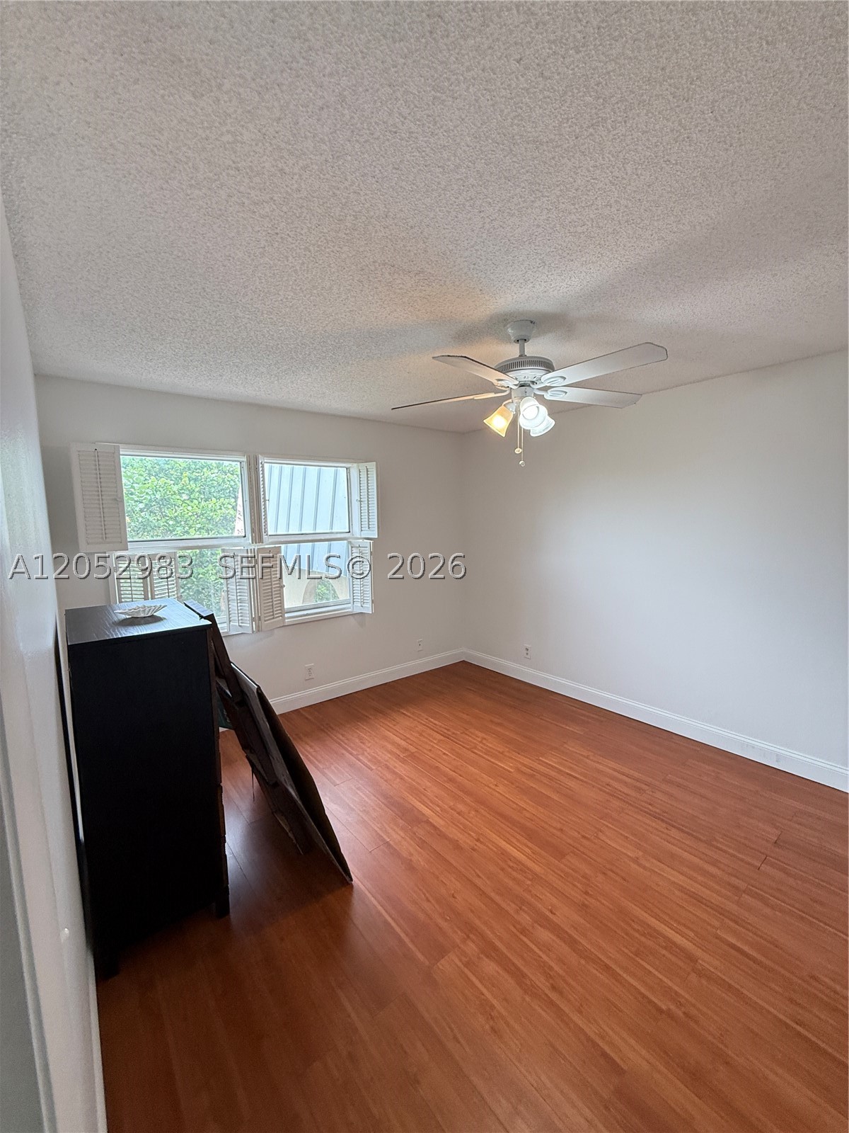 INVERRARY COUNTRY CLUB - Residential Lease
