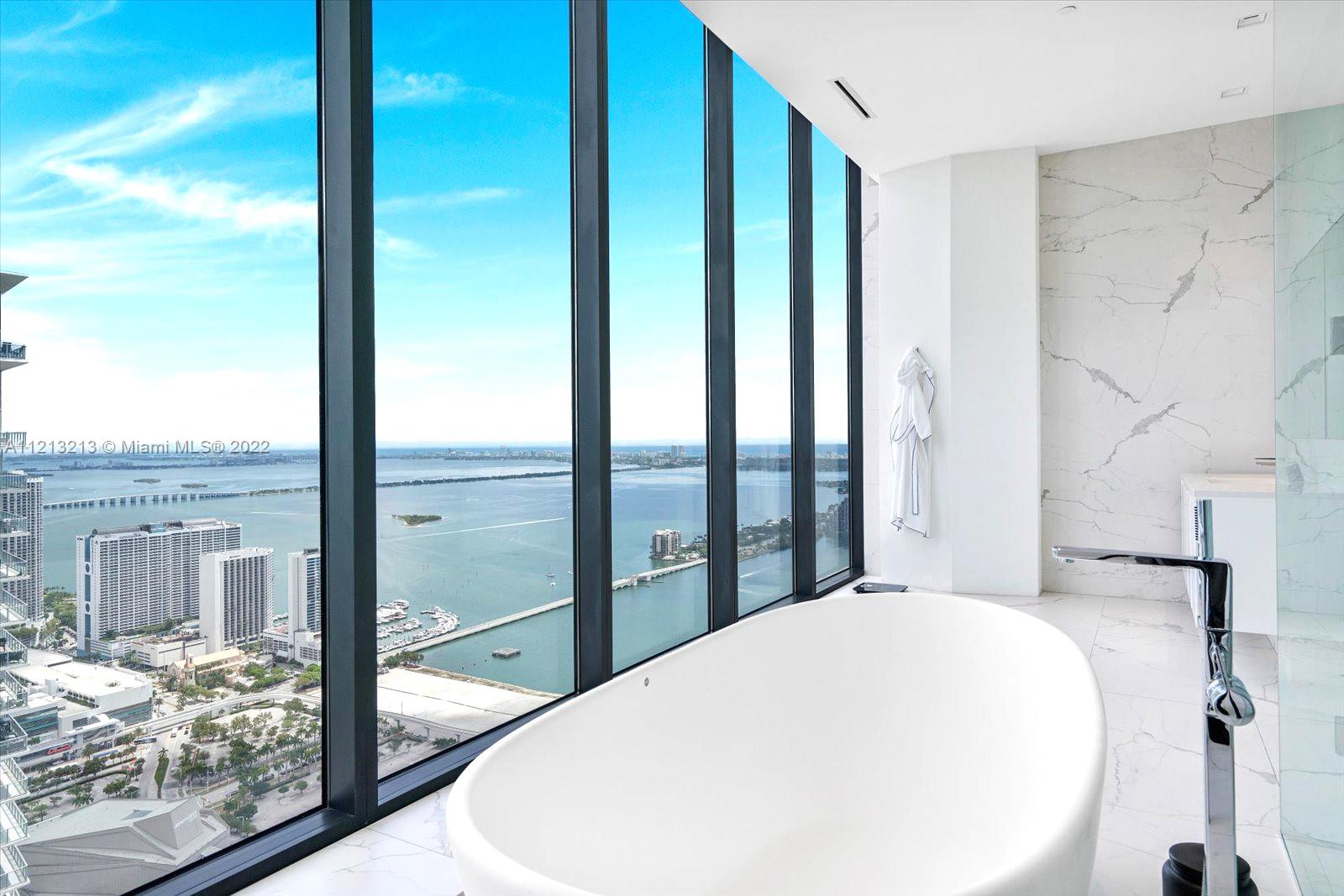 ONE THOUSAND MUSEUM CONDO - Residential