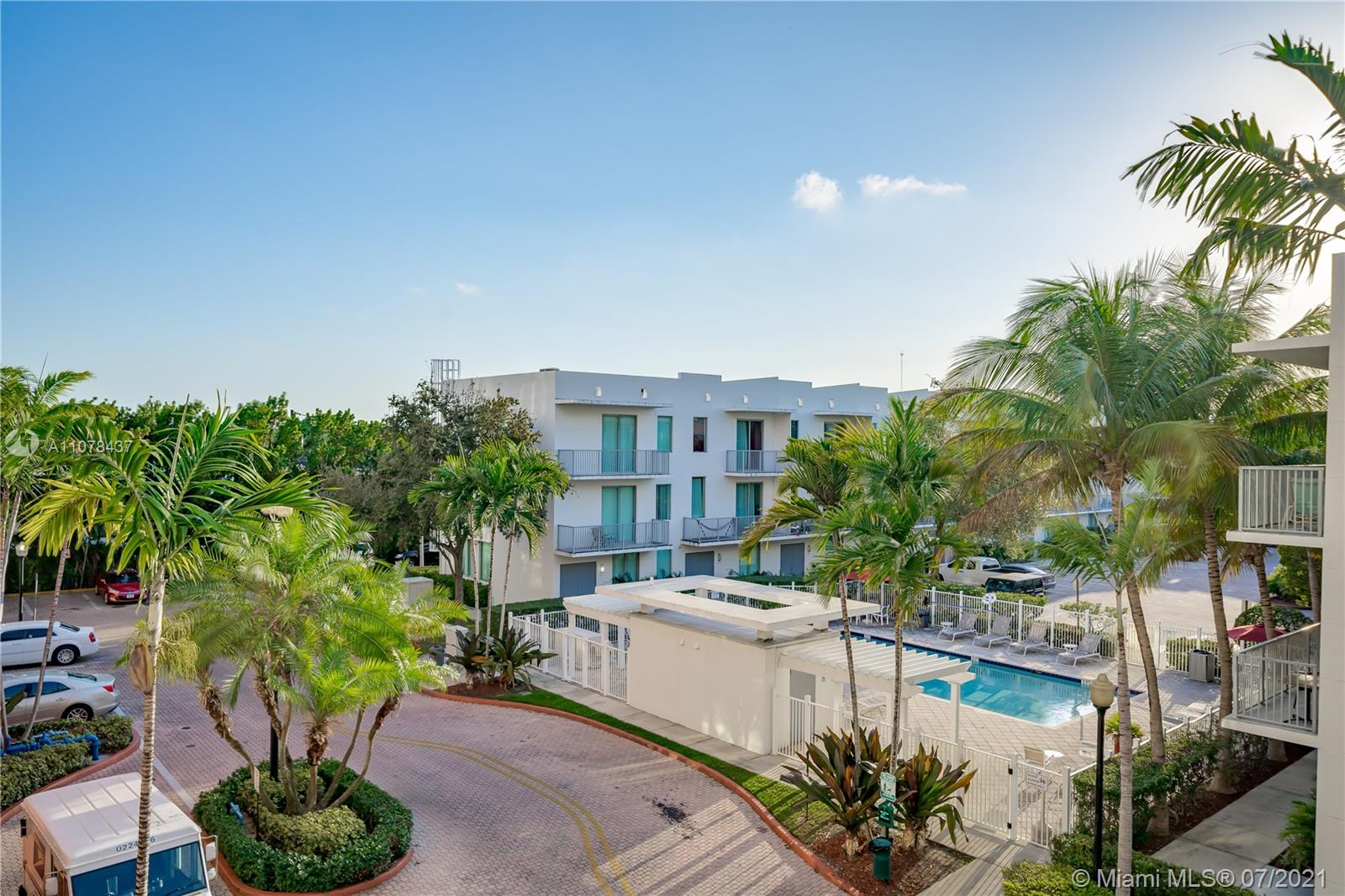 LOFTS AT HOLLYWOOD STATIO - Residential Lease