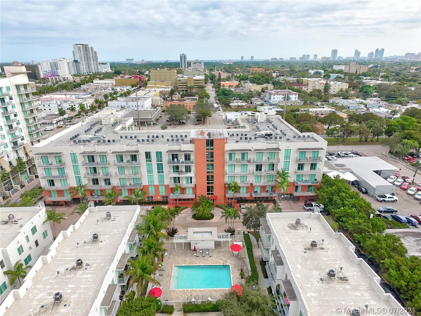 LOFTS AT HOLLYWOOD STATIO - Residential Lease