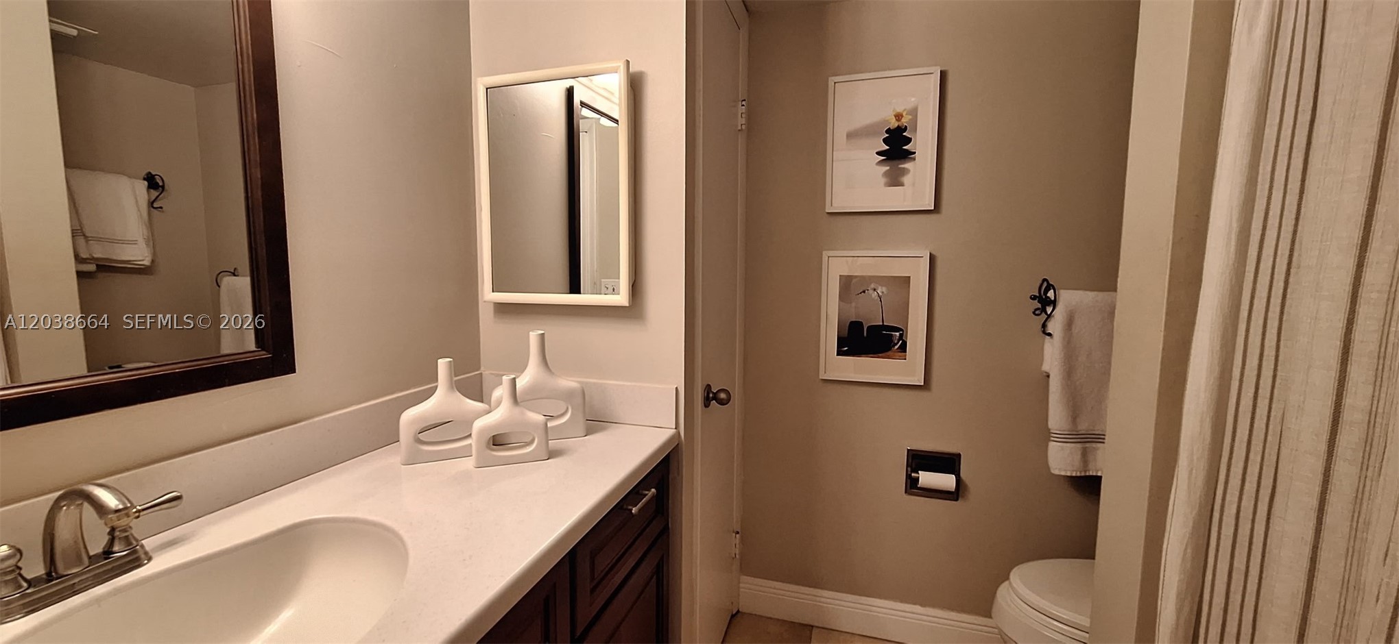 ROYAL MARINER CONDO - Residential