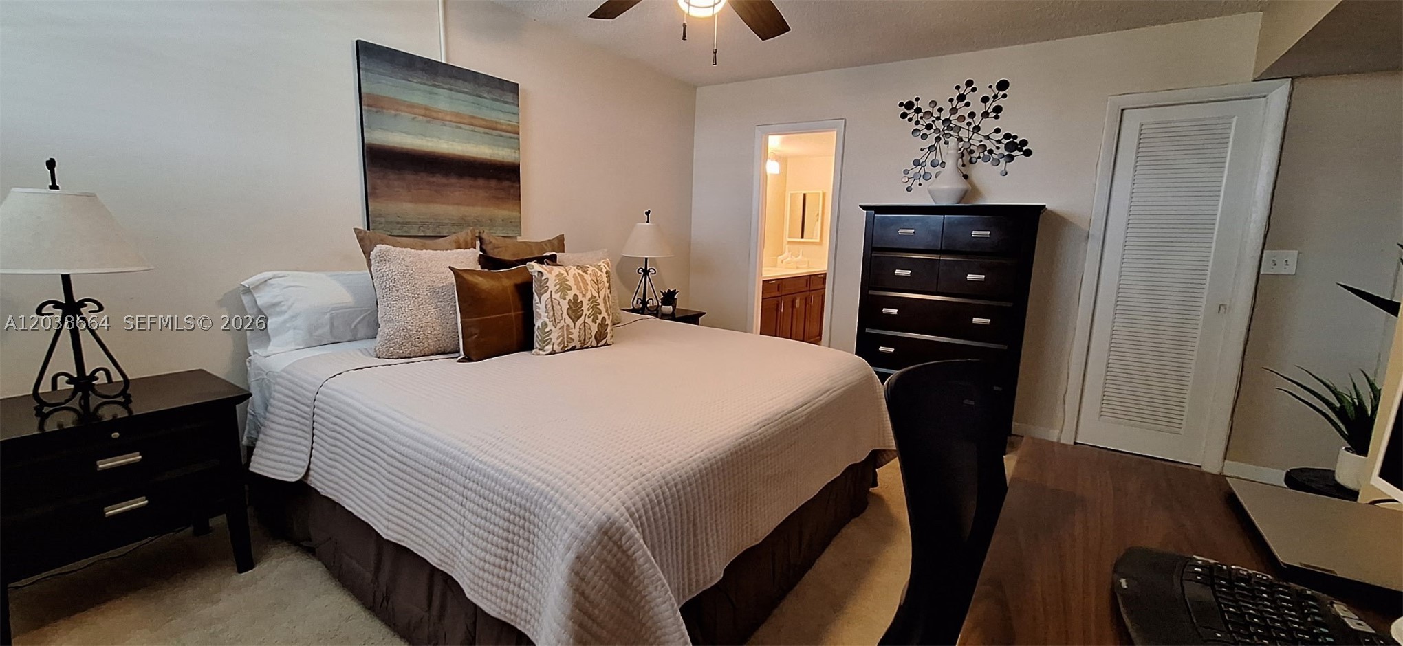 ROYAL MARINER CONDO - Residential