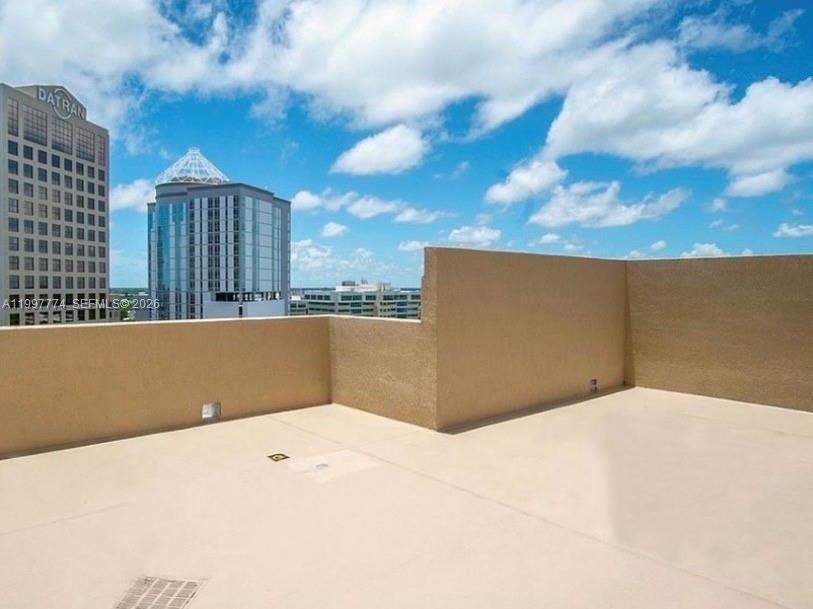METROPOLIS II AT DADELAND - Residential
